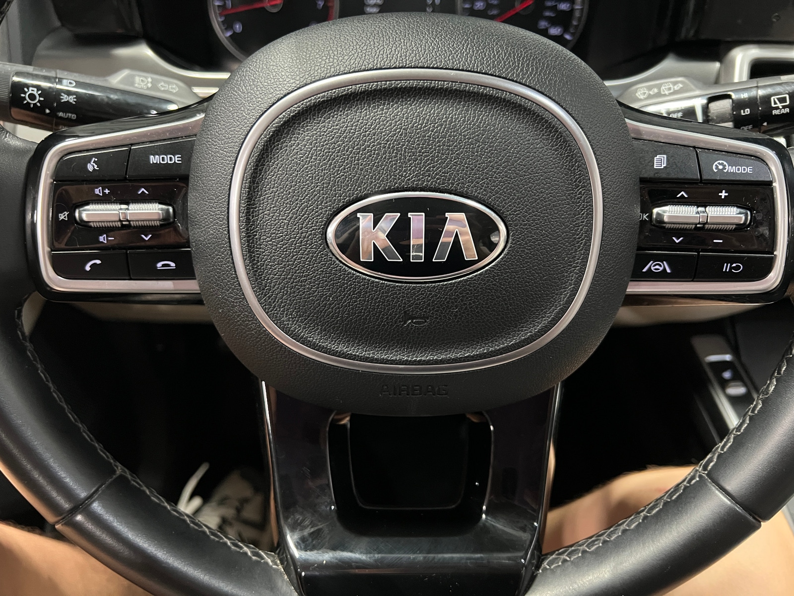 Thumbnail: 2021 Kia Sorento - 4