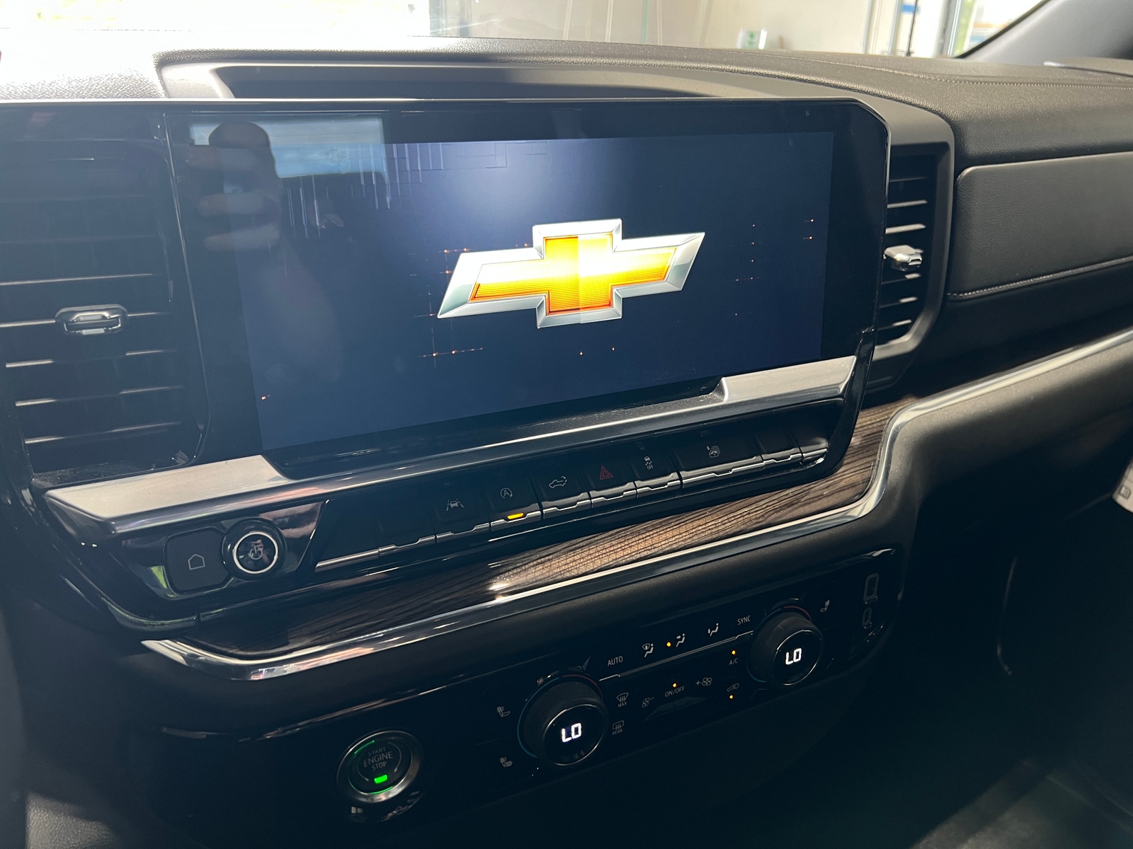Thumbnail: 2023 Chevrolet Silverado 1500 - 3