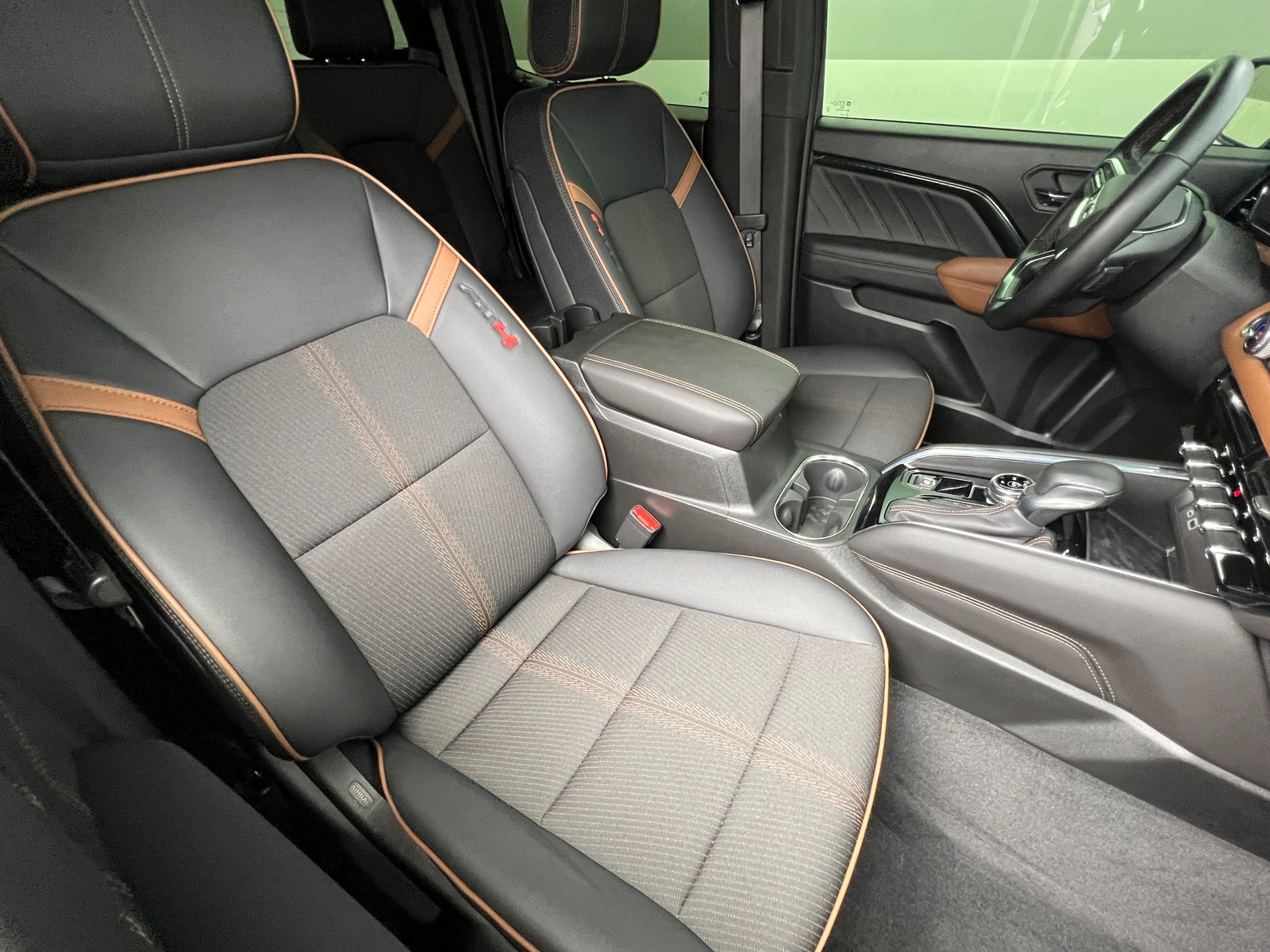 Thumbnail: 2024 GMC Canyon - 2