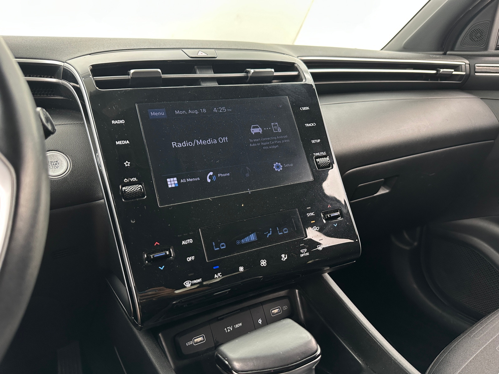 Thumbnail: 2022 Hyundai Santa Cruz - 4