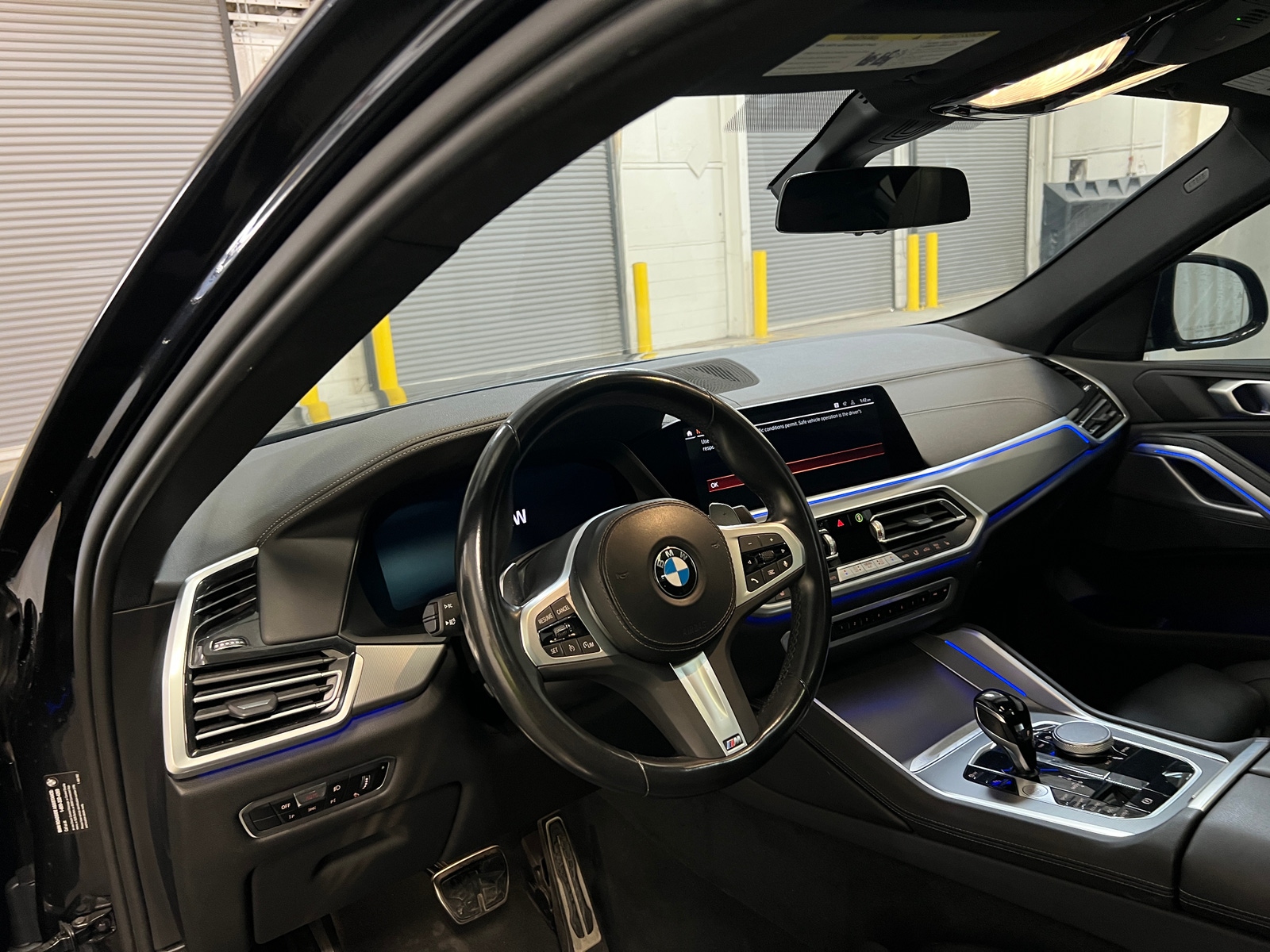 Thumbnail: 2023 BMW X6 - 2