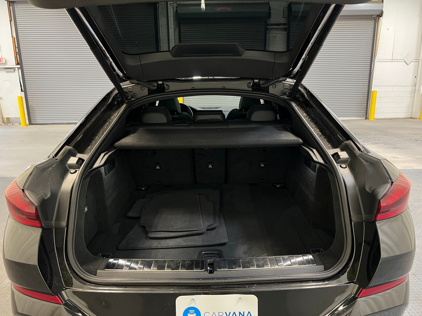 Thumbnail: 2023 BMW X6 - 6