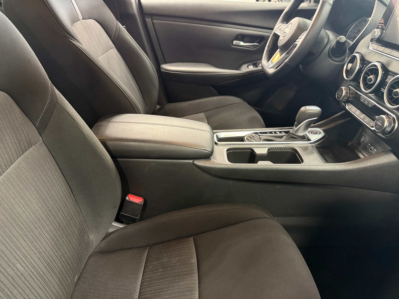 Thumbnail: 2025 Nissan Sentra - 2