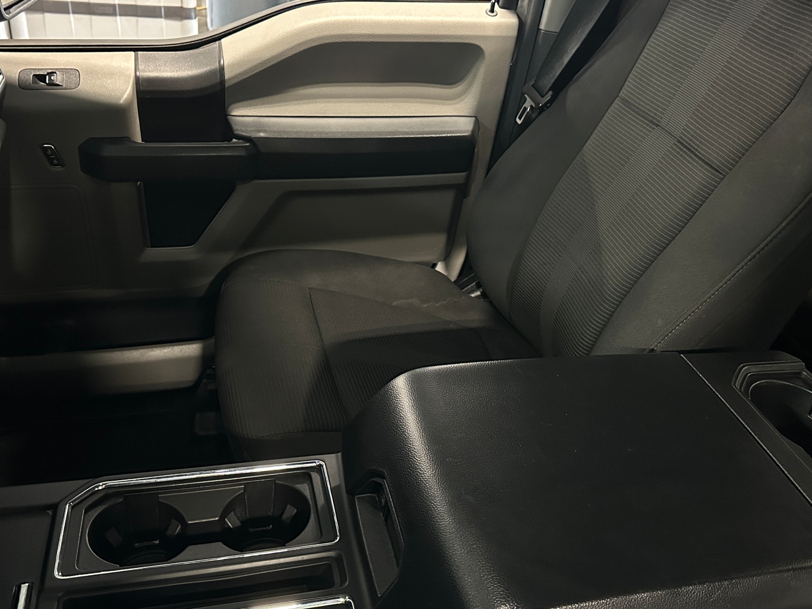 Thumbnail: 2018 Ford Econoline - 2