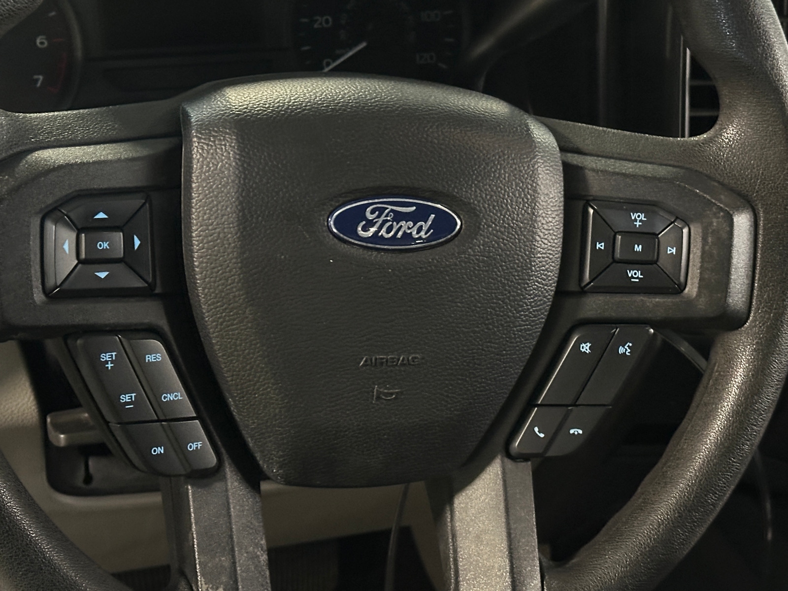 Thumbnail: 2018 Ford Econoline - 5