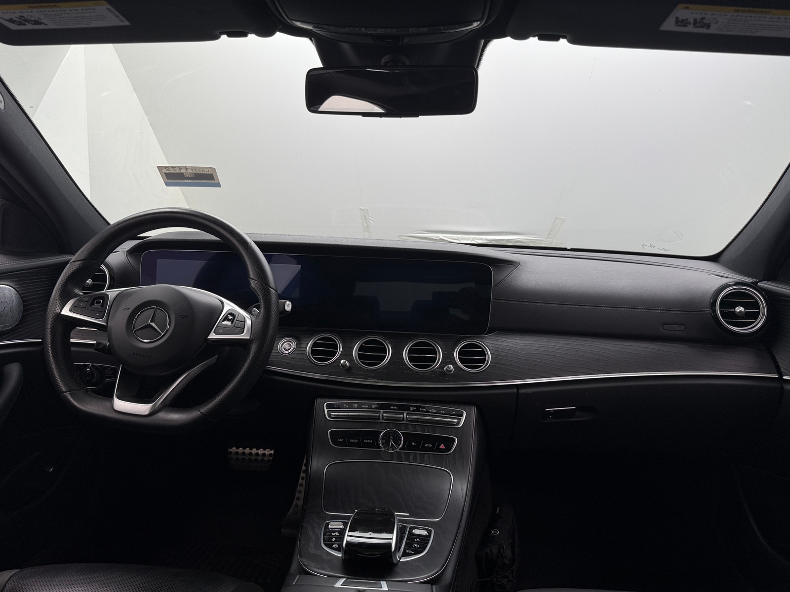 Thumbnail: 2018 Mercedes-Benz E-Class - 2