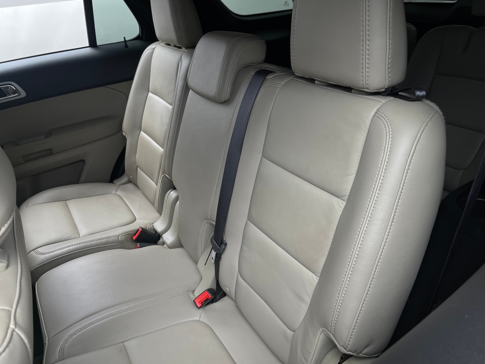 Thumbnail: 2014 Ford Explorer - 6