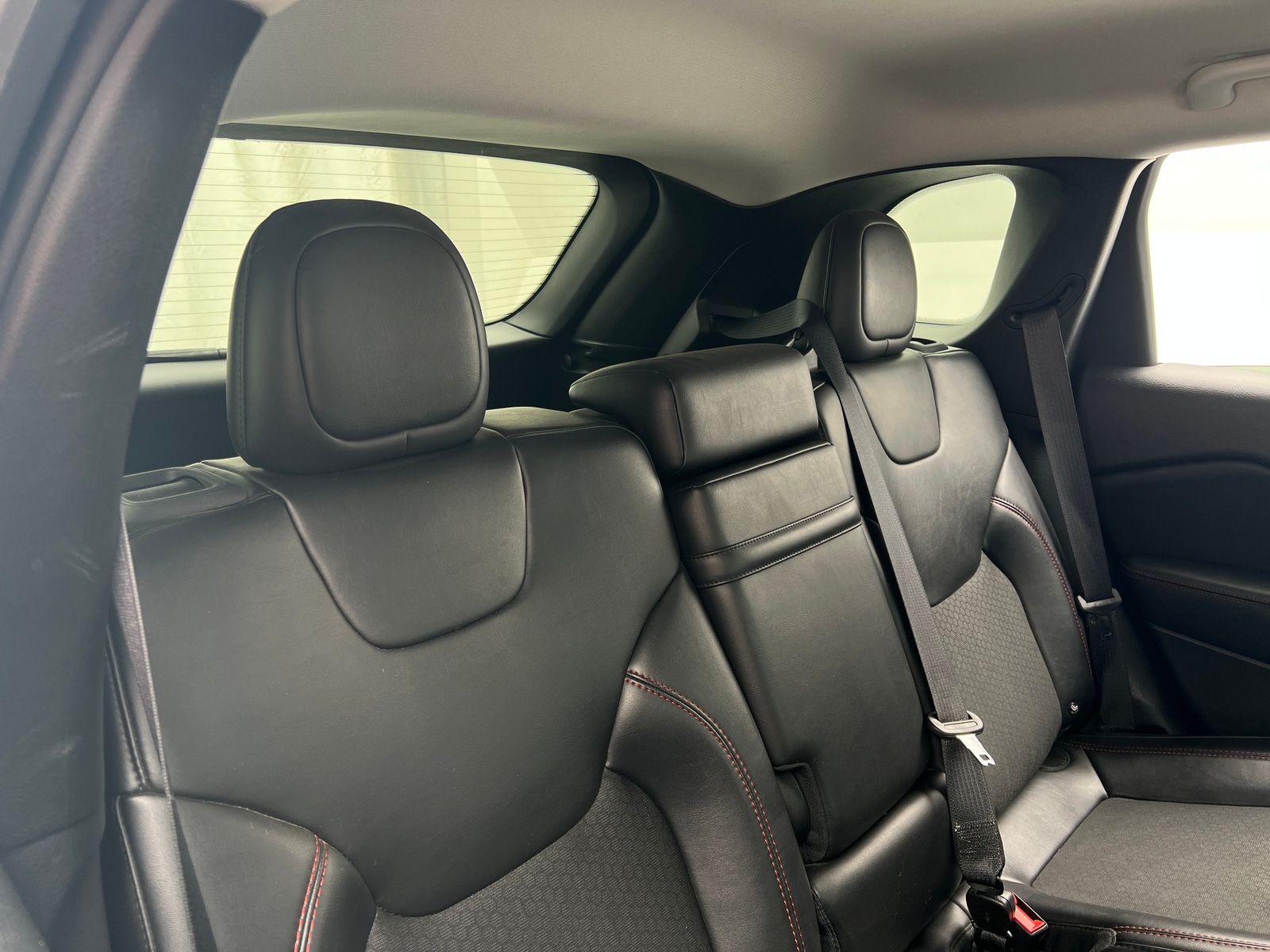 Thumbnail: 2019 Jeep Cherokee - 5