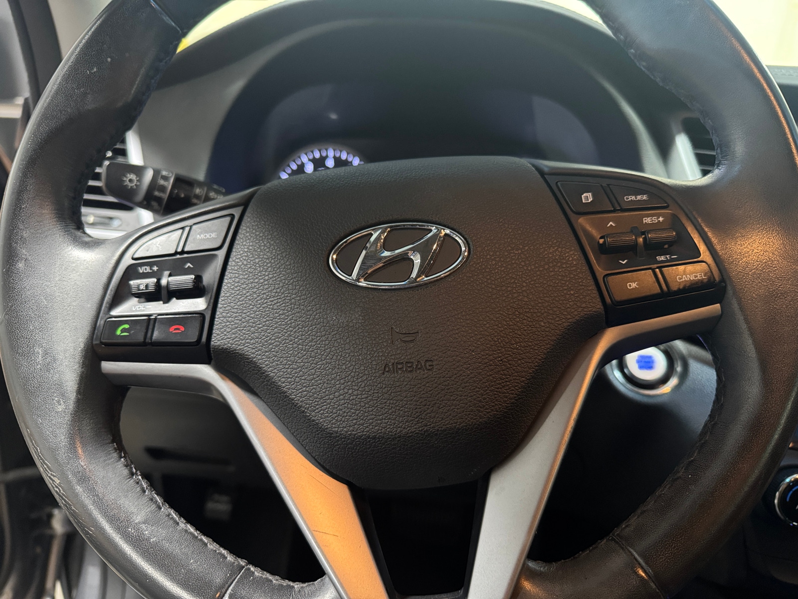 Thumbnail: 2016 Hyundai Tucson - 4