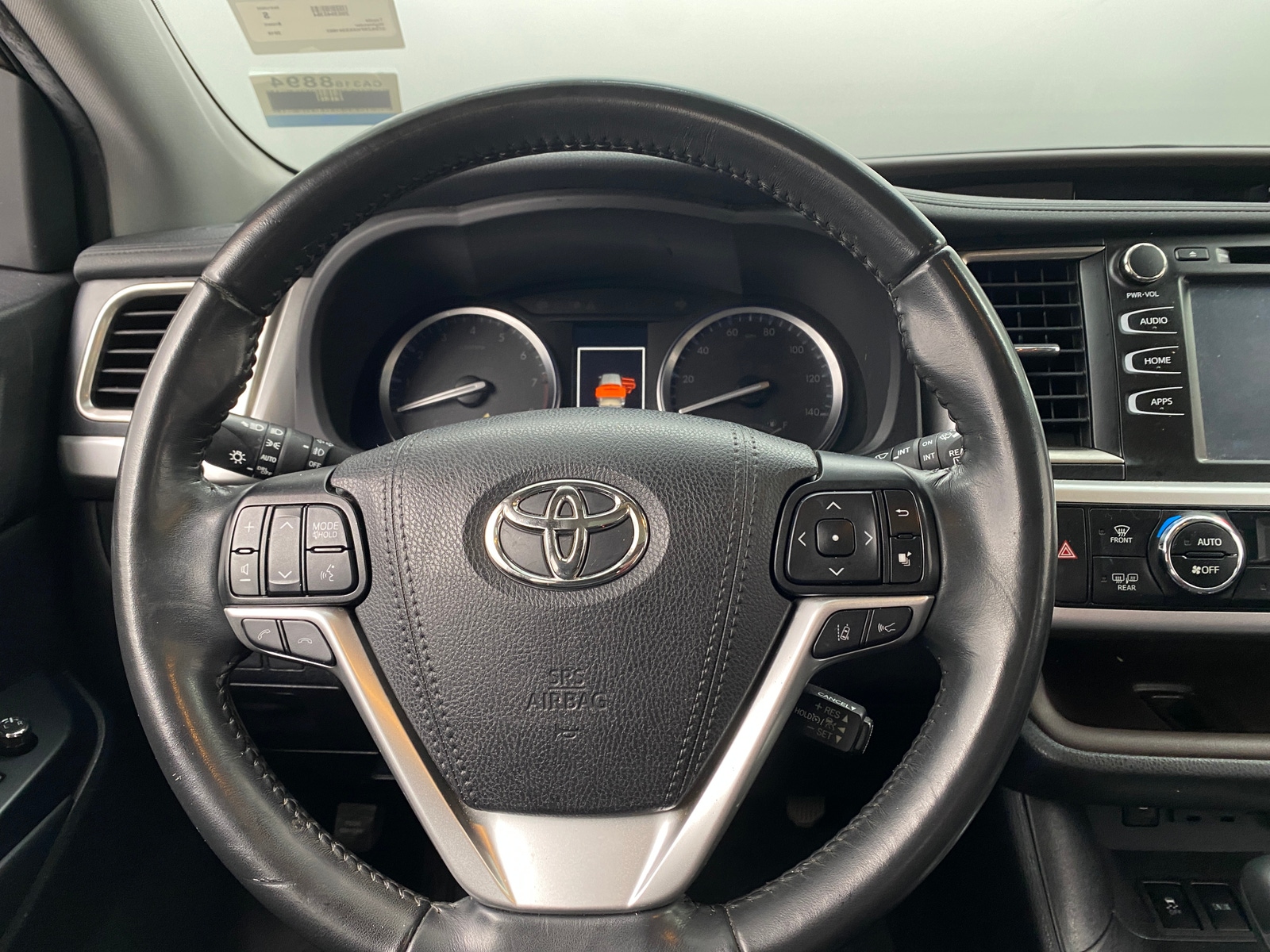 Thumbnail: 2019 Toyota Highlander - 4