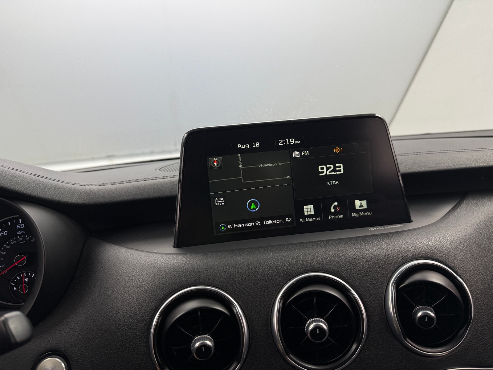 Thumbnail: 2020 Kia Stinger - 3