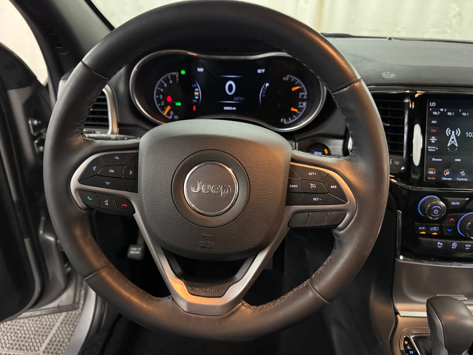 Thumbnail: 2019 Jeep Grand Cherokee - 4
