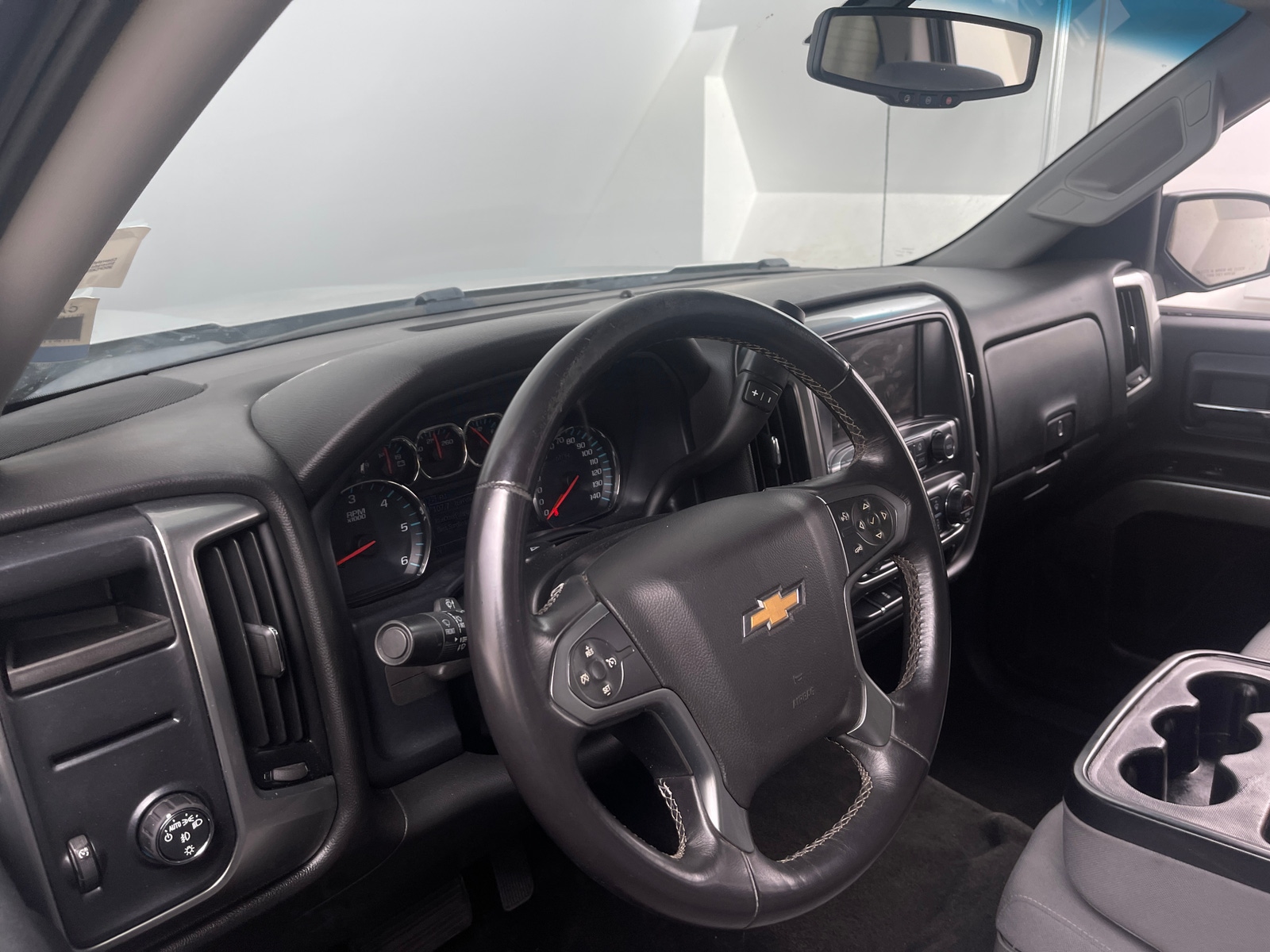 Thumbnail: 2018 Chevrolet Silverado 1500 - 3