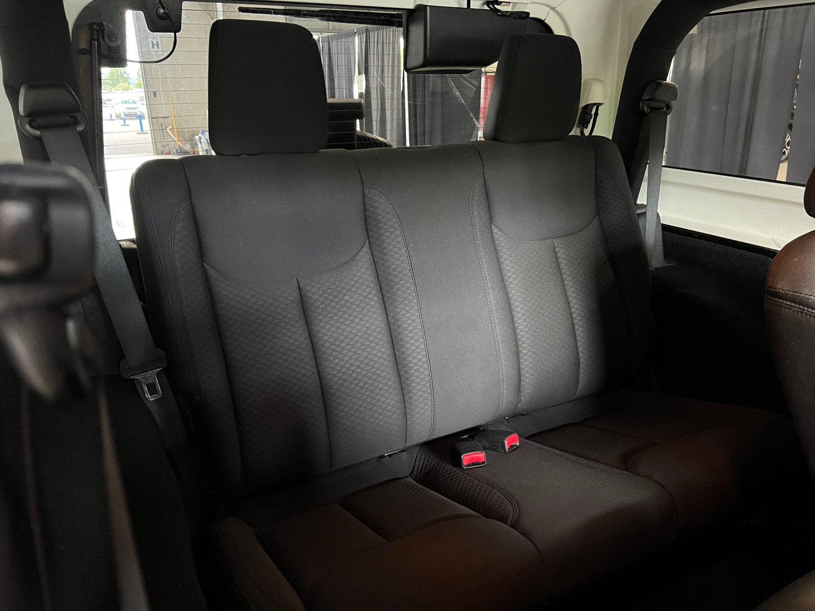 Thumbnail: 2013 Jeep Wrangler - 6
