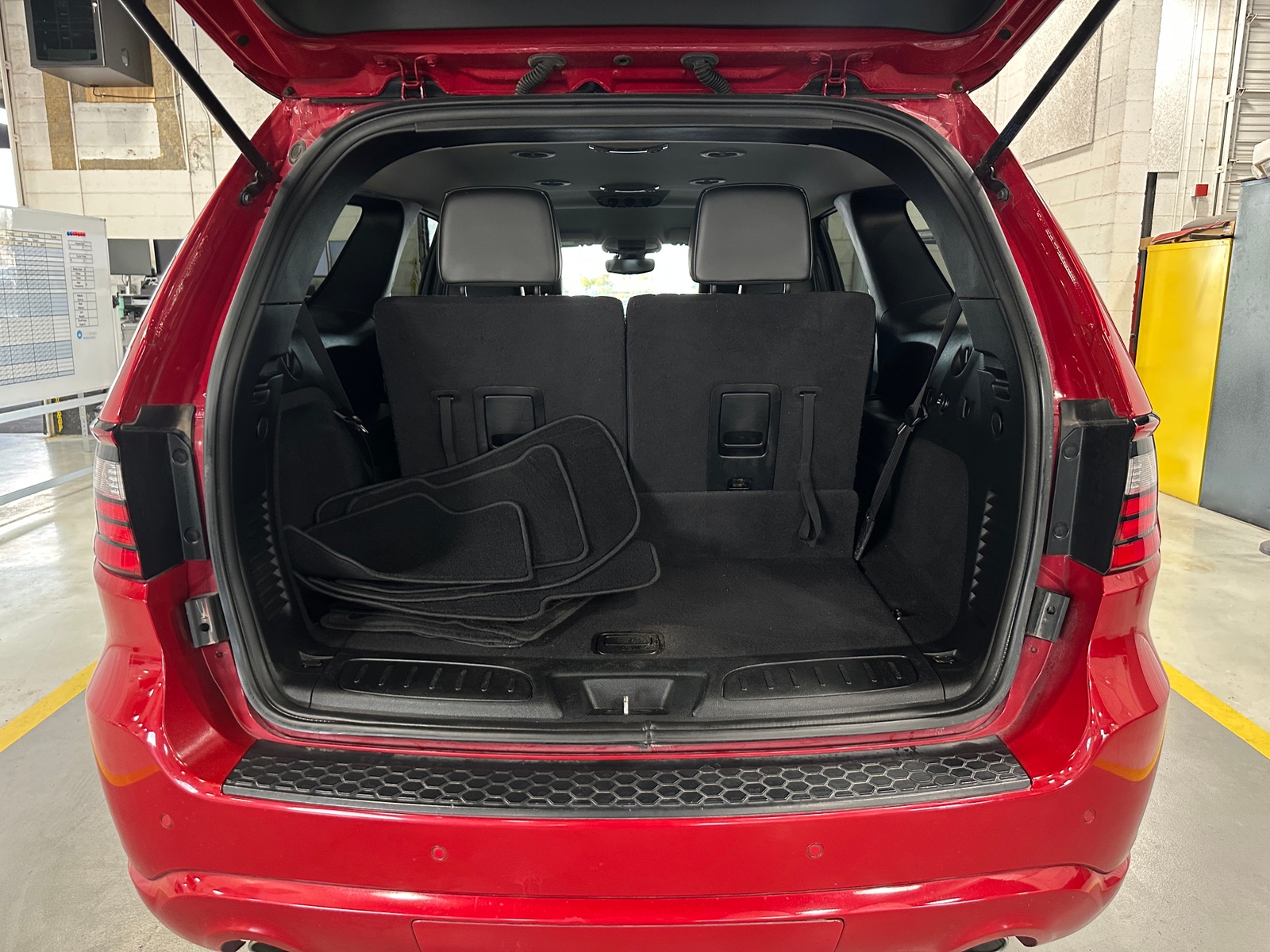 Thumbnail: 2020 Dodge Durango - 7