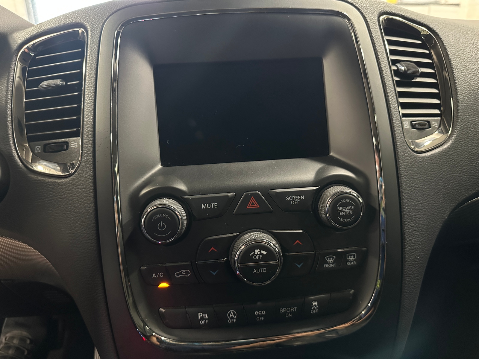 Thumbnail: 2020 Dodge Durango - 4
