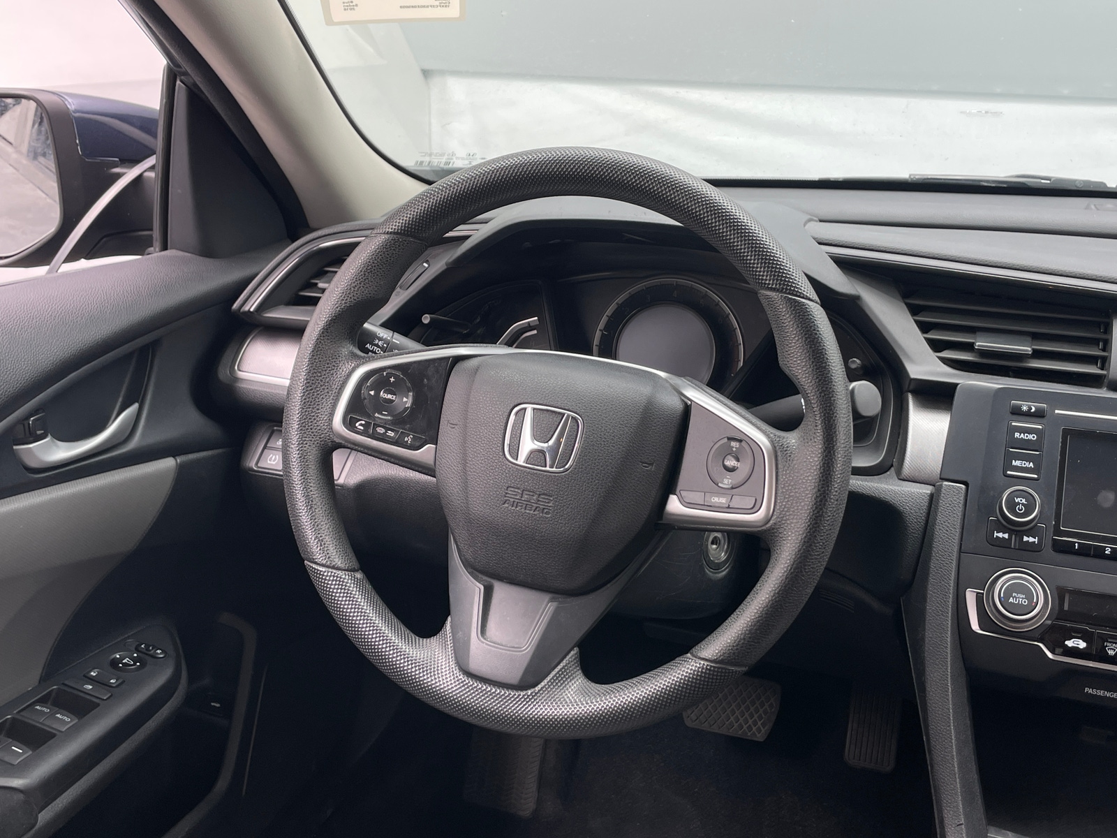 Thumbnail: 2016 Honda Civic - 5