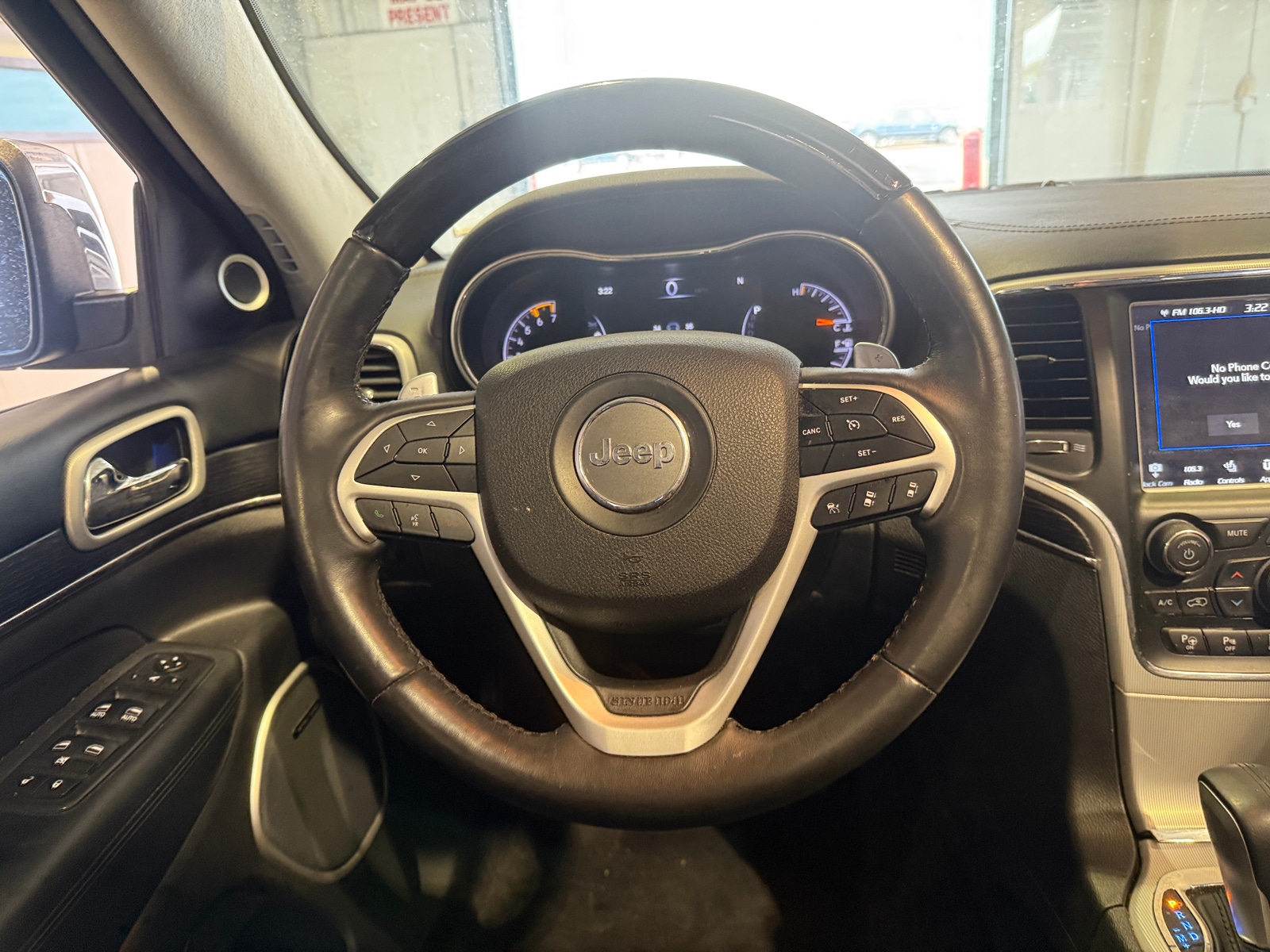 Thumbnail: 2018 Jeep Grand Cherokee - 4