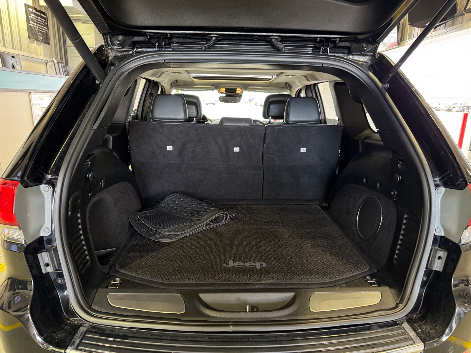 Thumbnail: 2018 Jeep Grand Cherokee - 6