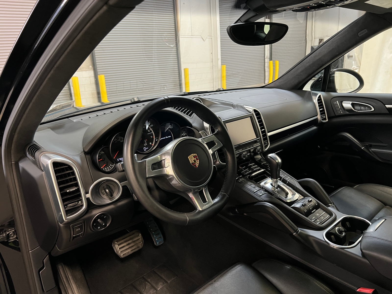 Thumbnail: 2013 Porsche Cayenne - 2