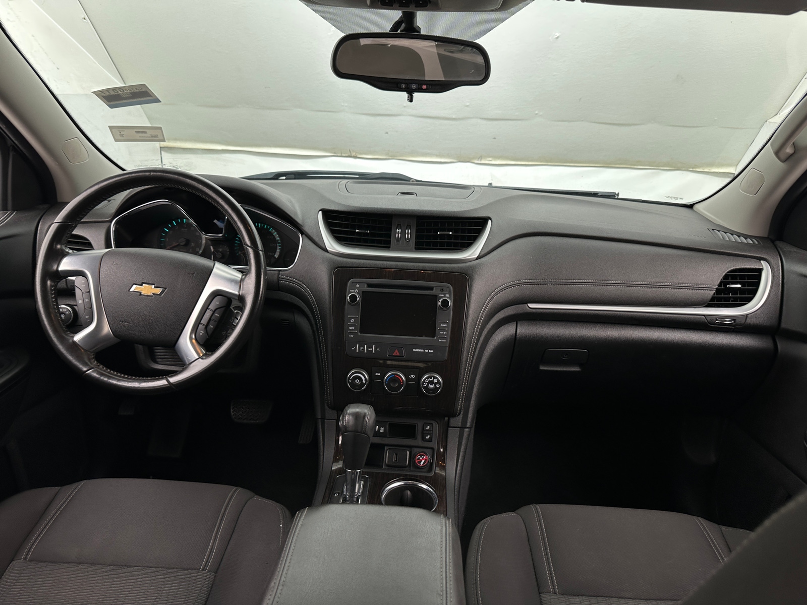 Thumbnail: 2017 Chevrolet Traverse - 3