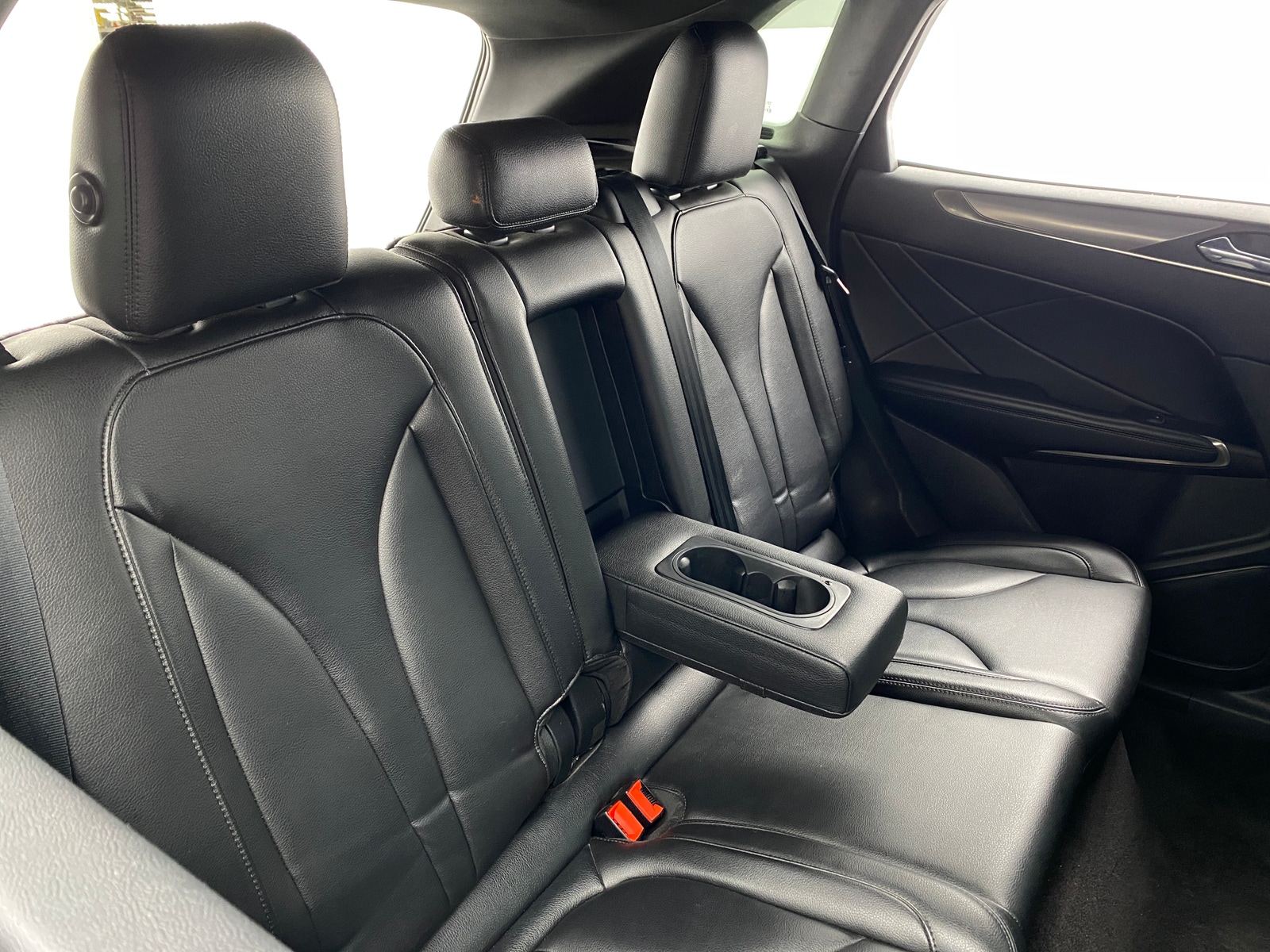 Thumbnail: 2017 Lincoln MKC - 5