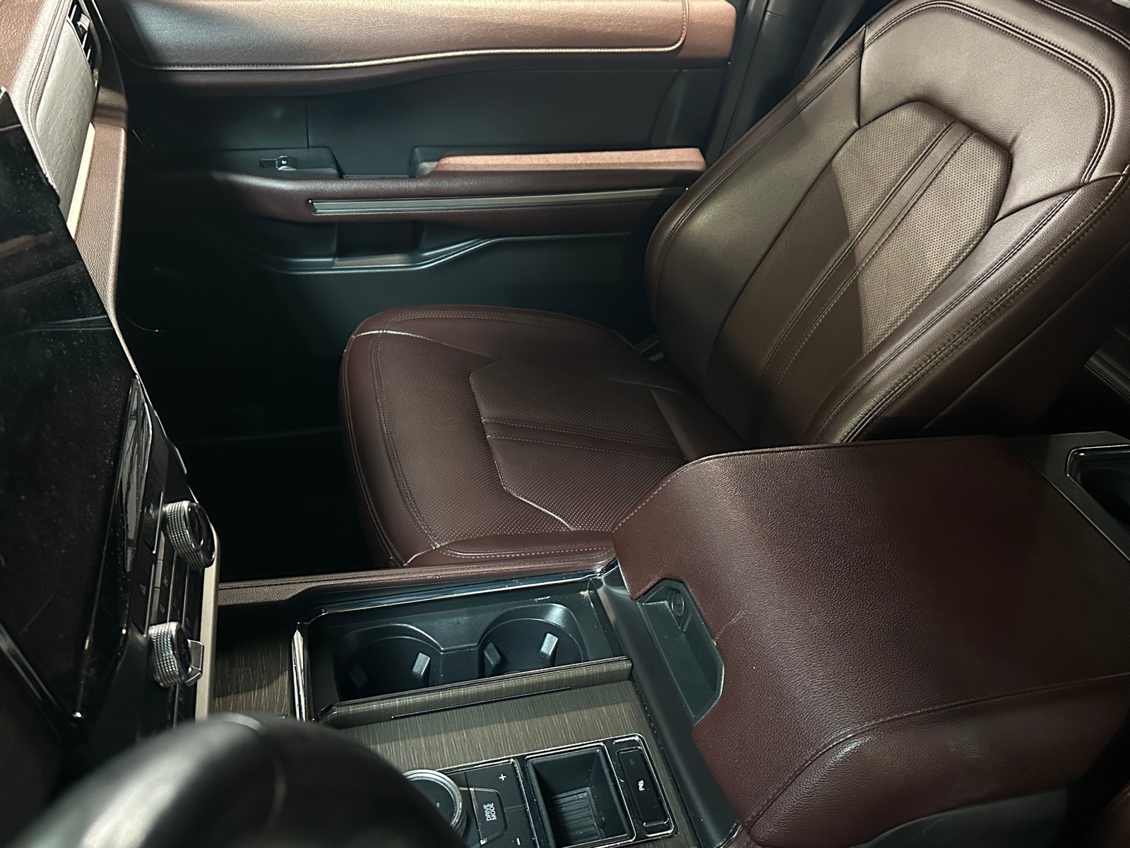 Thumbnail: 2023 Ford Expedition MAX - 2