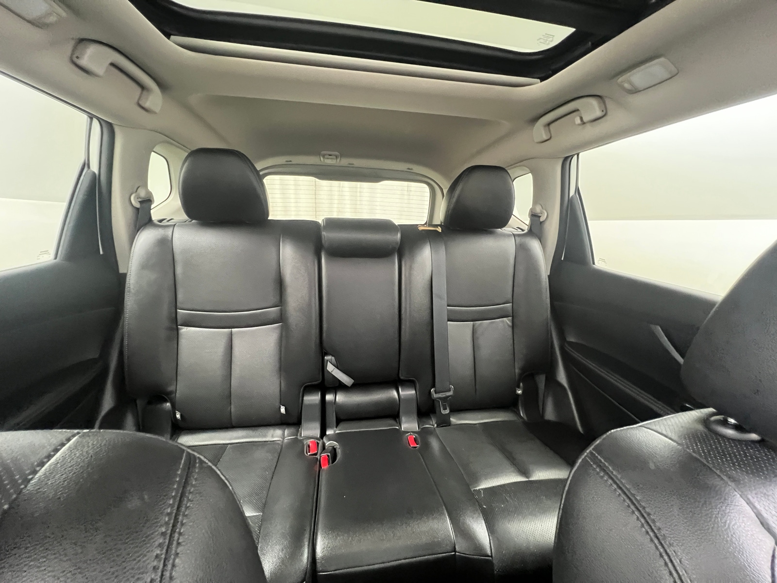 Thumbnail: 2016 Nissan Rogue - 5
