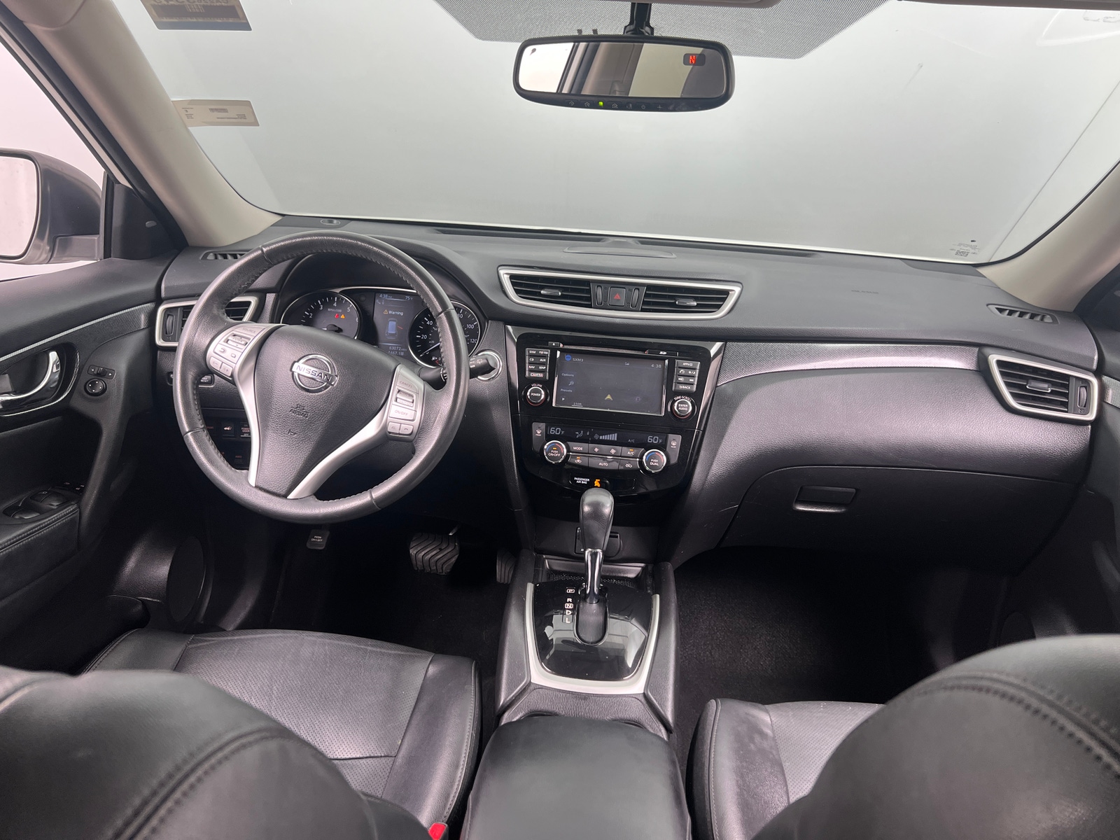Thumbnail: 2016 Nissan Rogue - 2