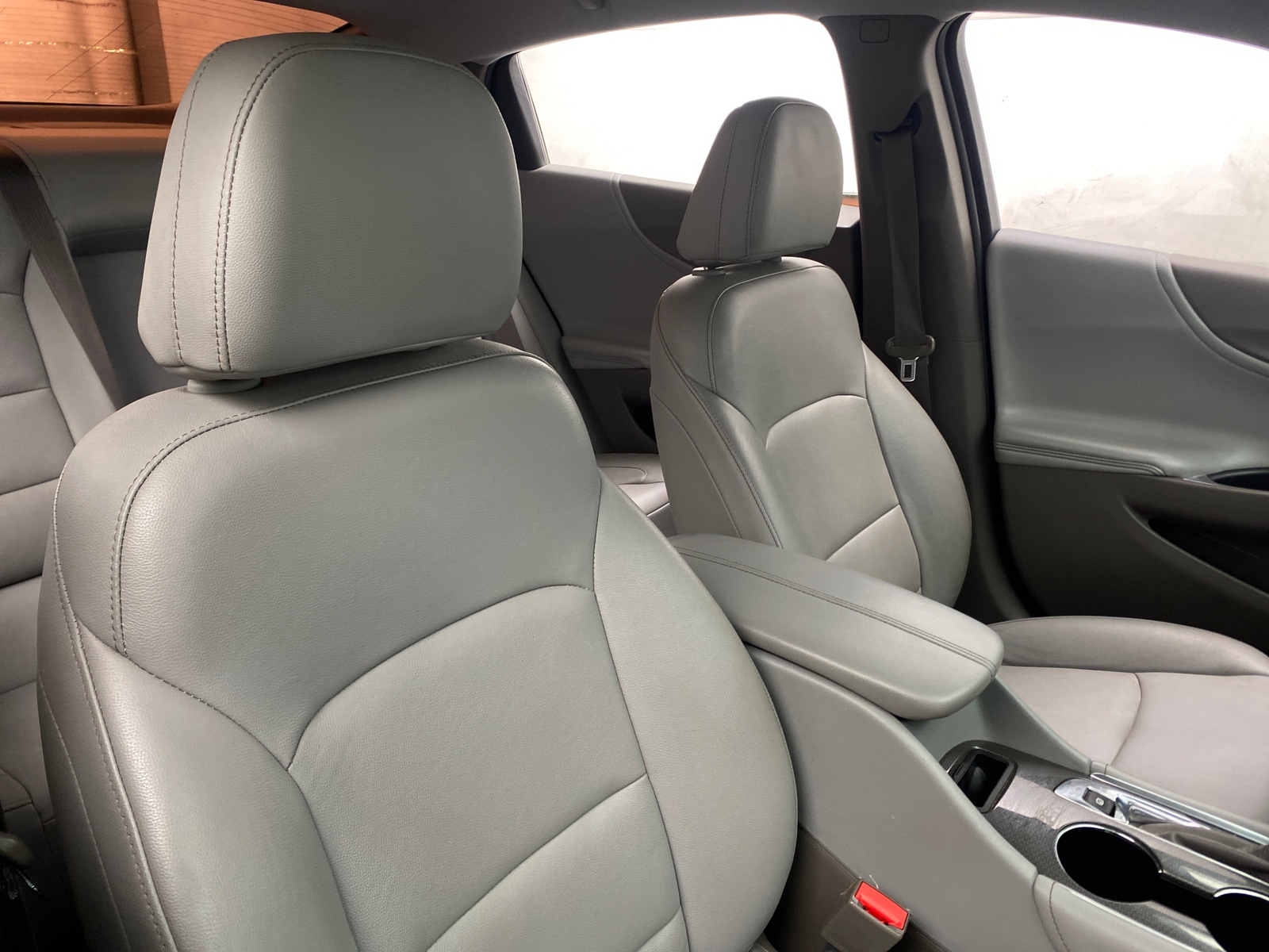 Thumbnail: 2017 Chevrolet Malibu - 2