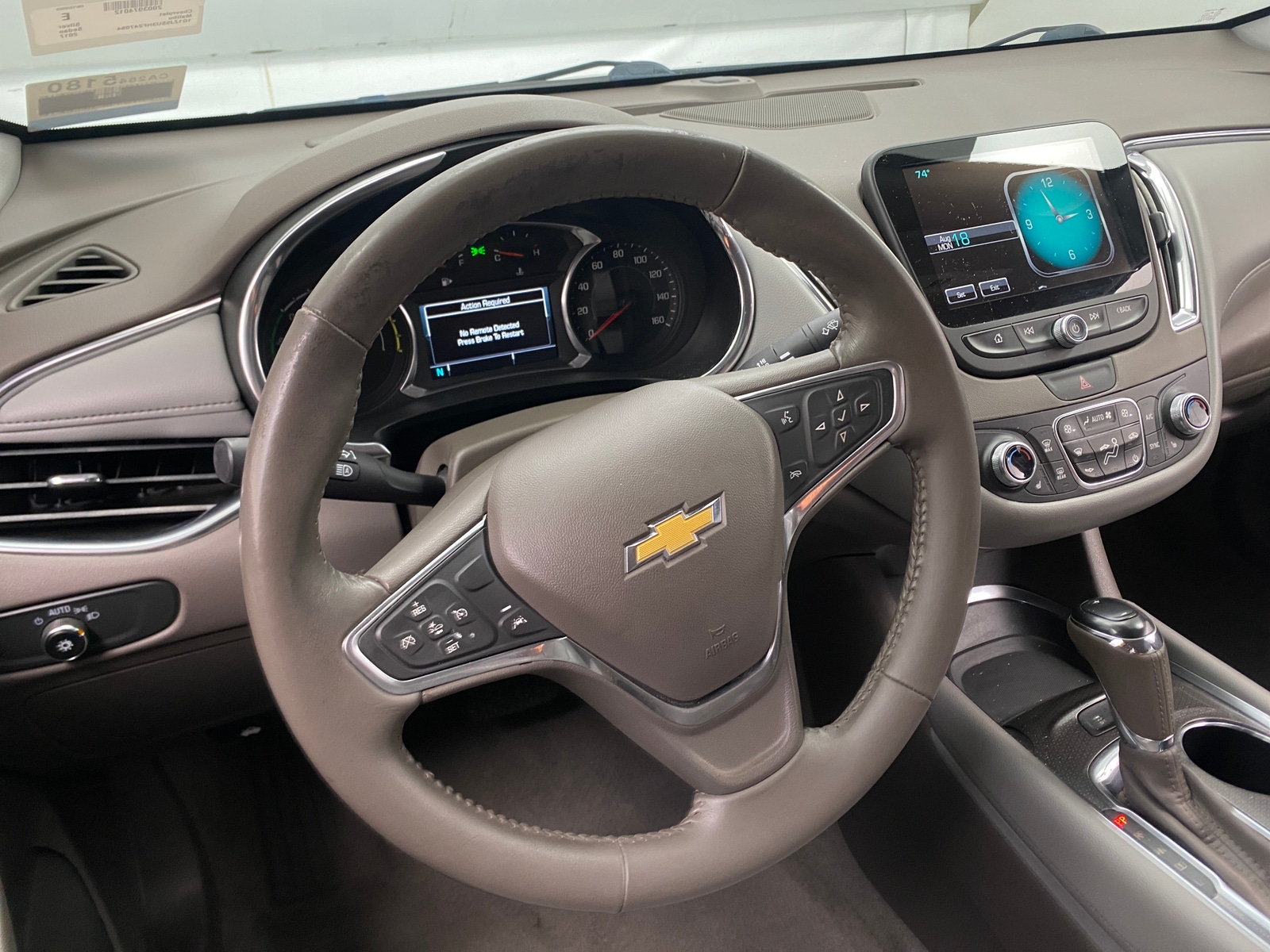 Thumbnail: 2017 Chevrolet Malibu - 5