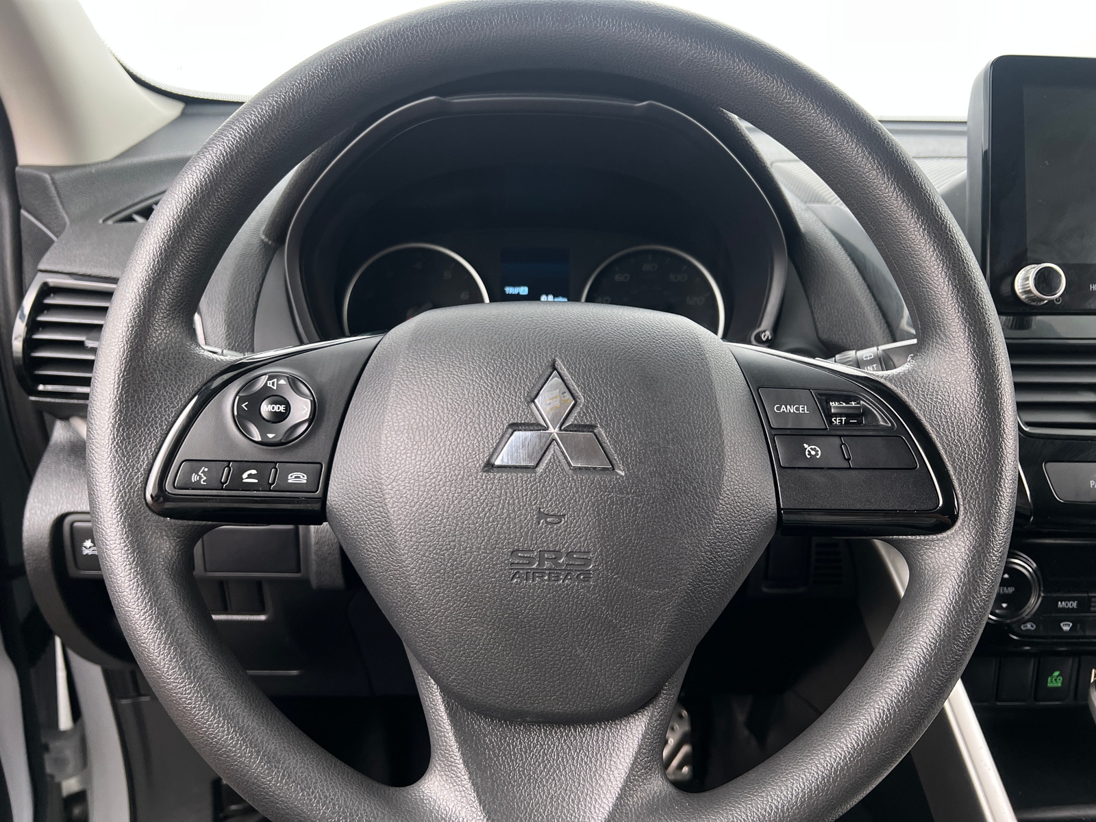 Thumbnail: 2022 Mitsubishi Eclipse Cross - 5