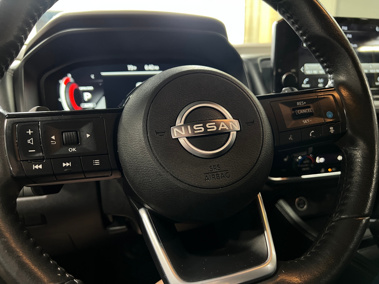 Thumbnail: 2023 Nissan Rogue - 4