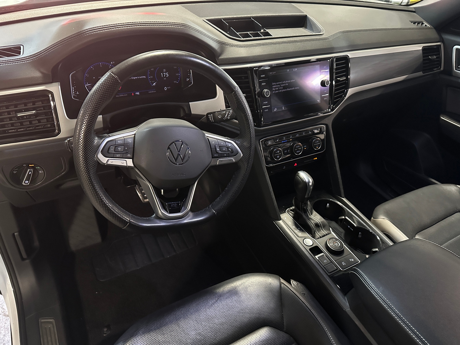 Thumbnail: 2021 Volkswagen Atlas - 2