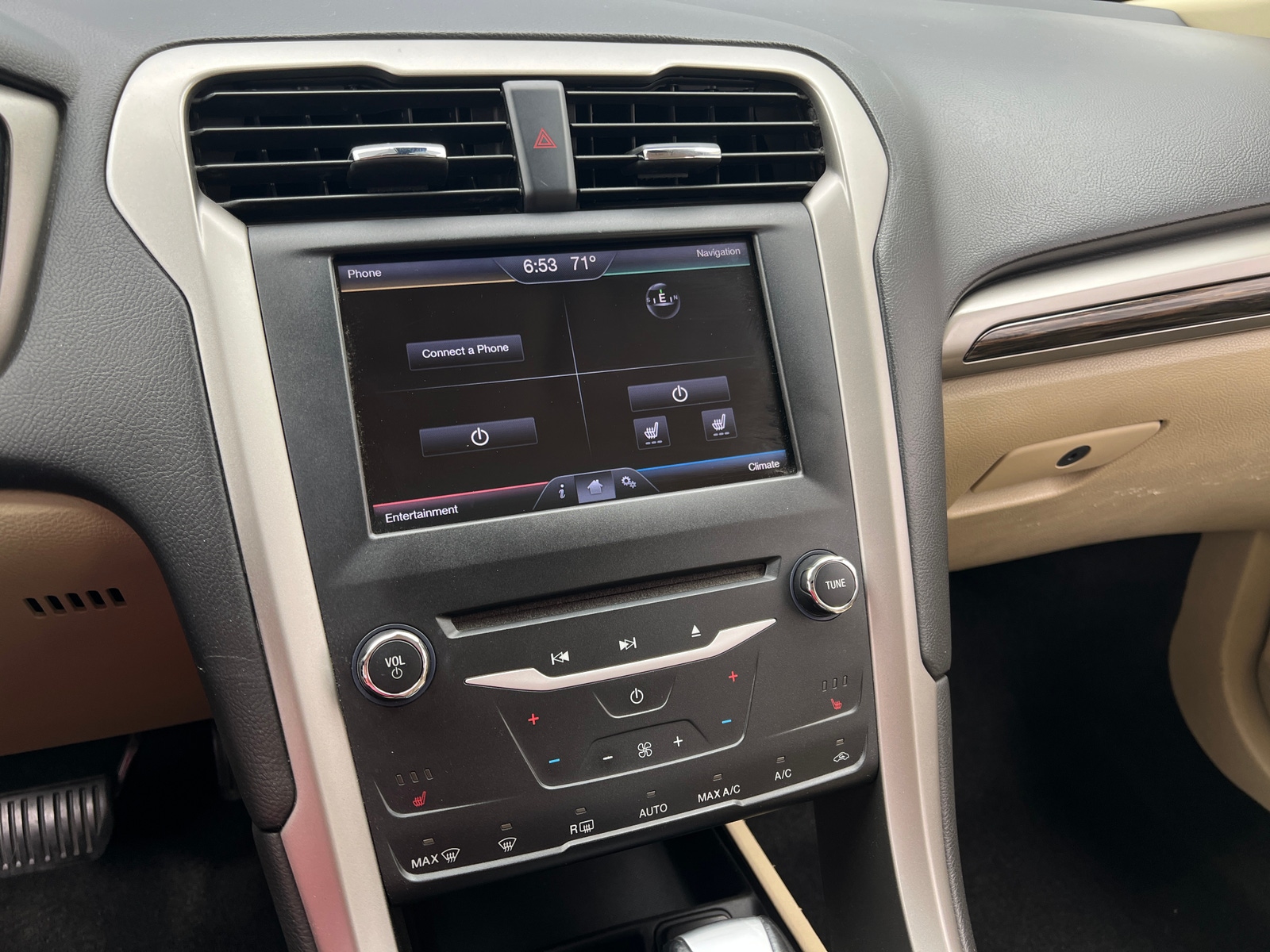 Thumbnail: 2013 Ford Fusion - 4