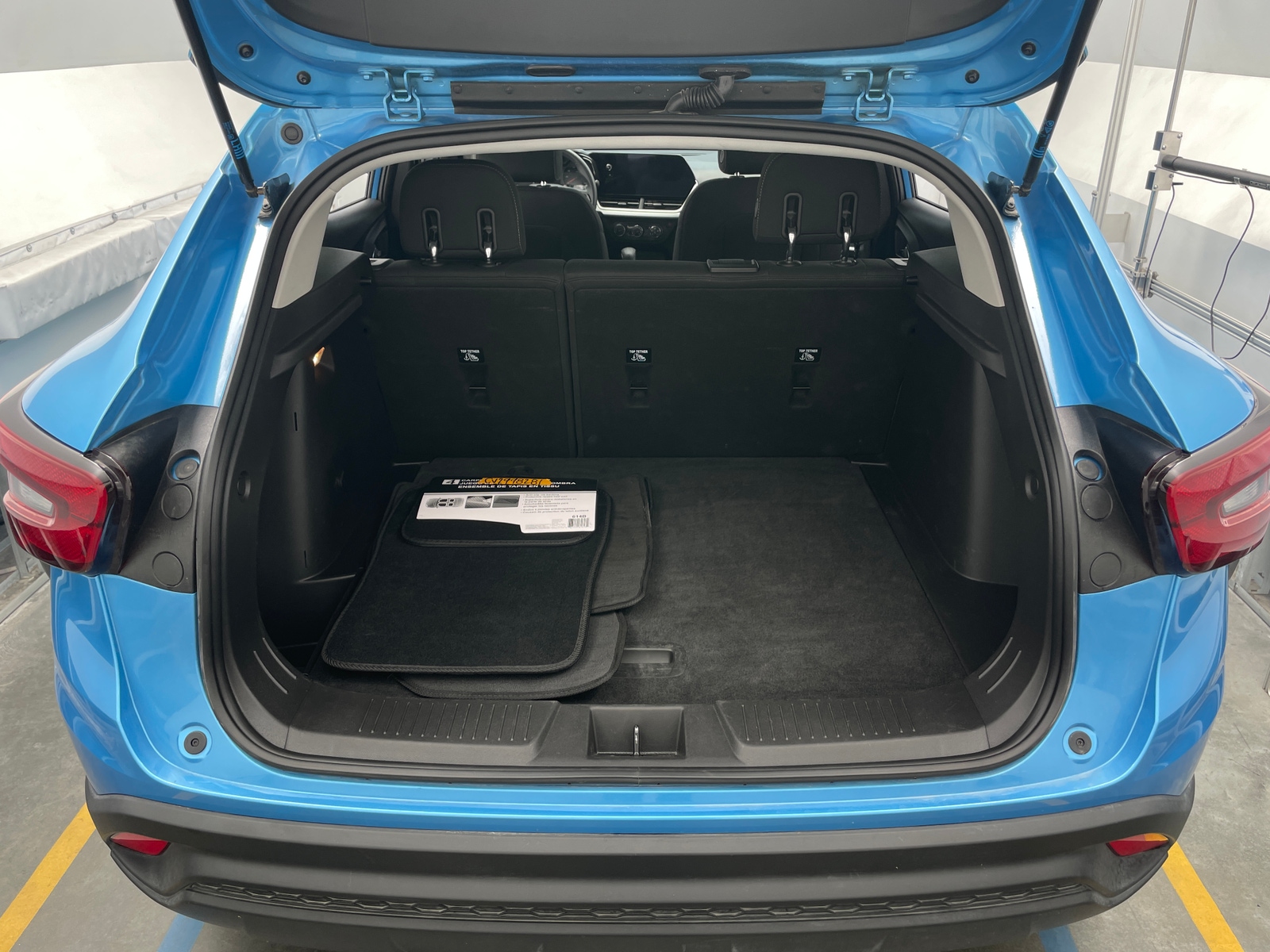 Thumbnail: 2025 Chevrolet Trax - 7