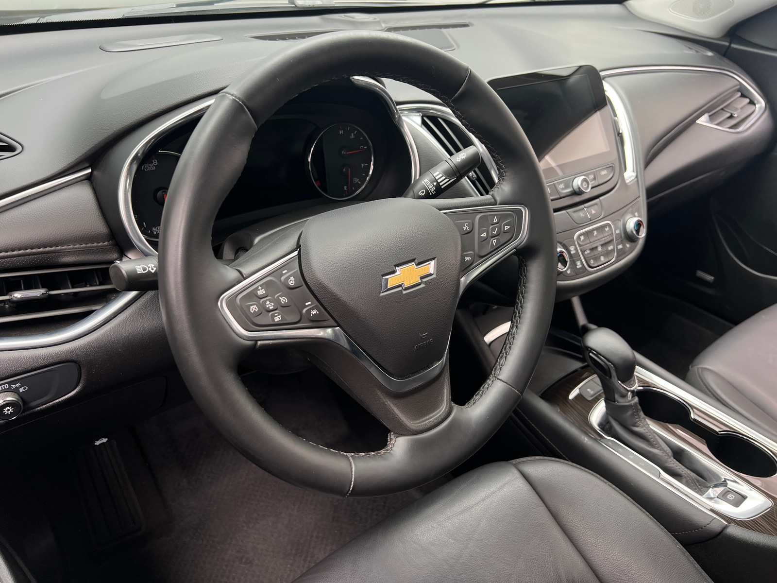 Thumbnail: 2024 Chevrolet Malibu - 4