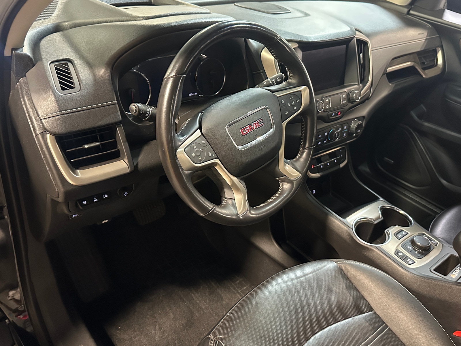 Thumbnail: 2022 GMC Terrain - 2
