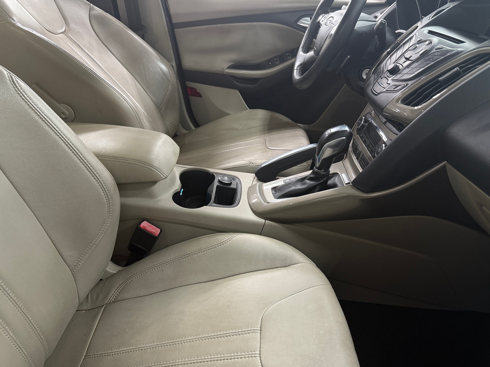 Thumbnail: 2012 Ford Focus - 2