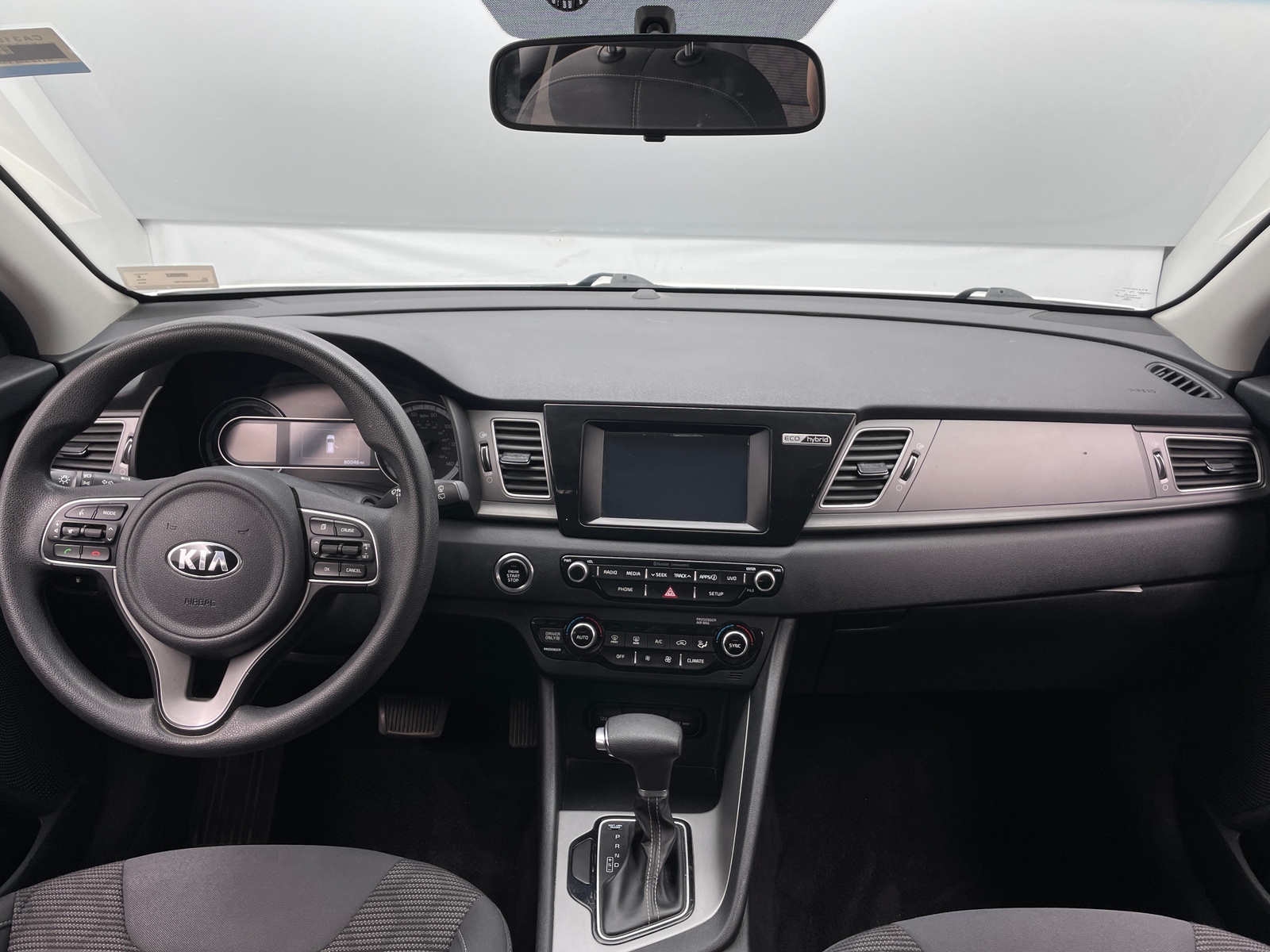 Thumbnail: 2019 Kia Niro - 3