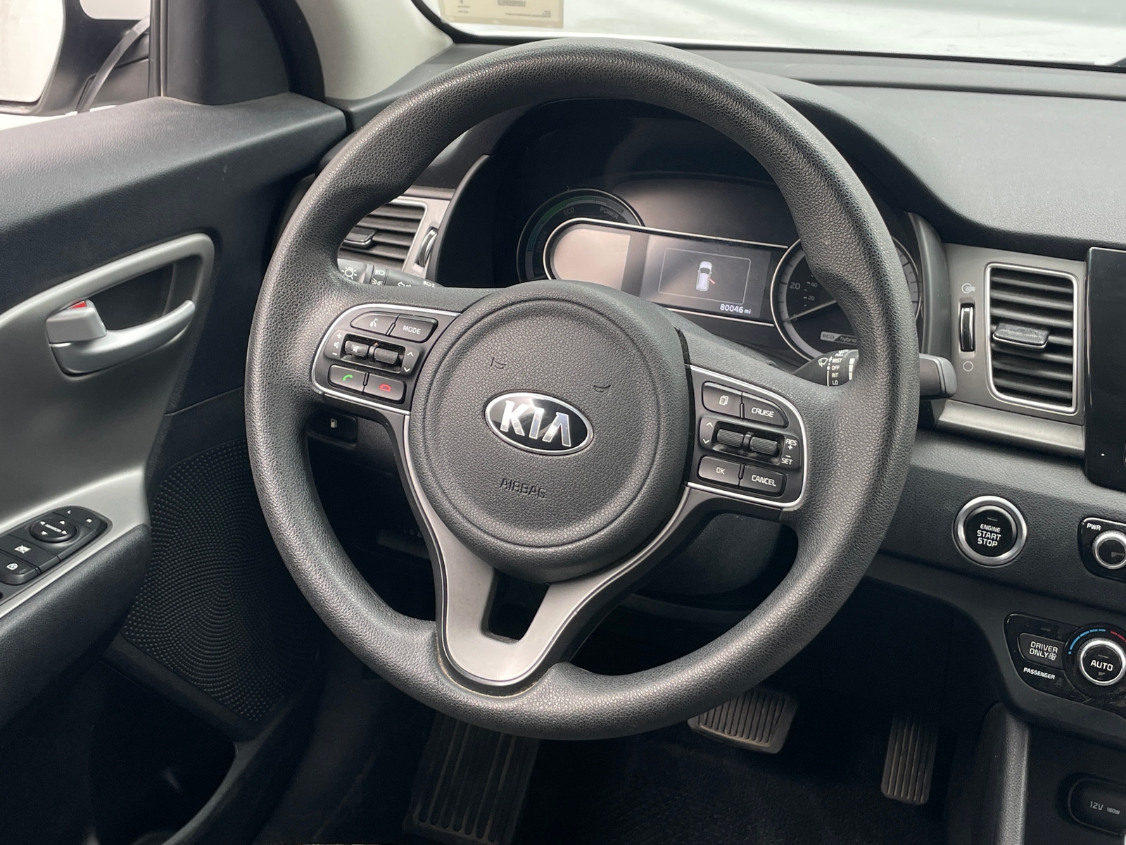 Thumbnail: 2019 Kia Niro - 5
