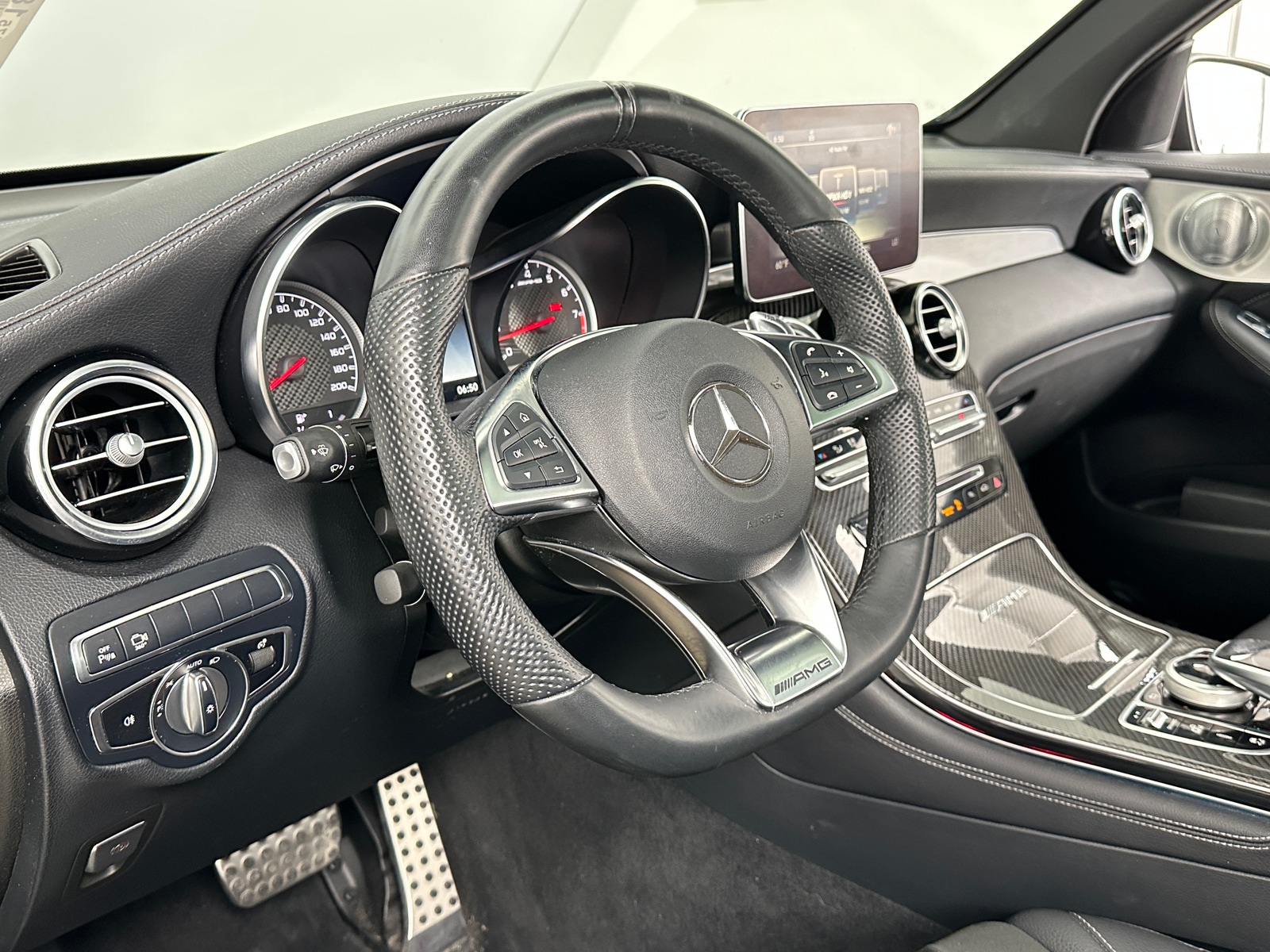 Thumbnail: 2019 Mercedes-Benz GLC - 2