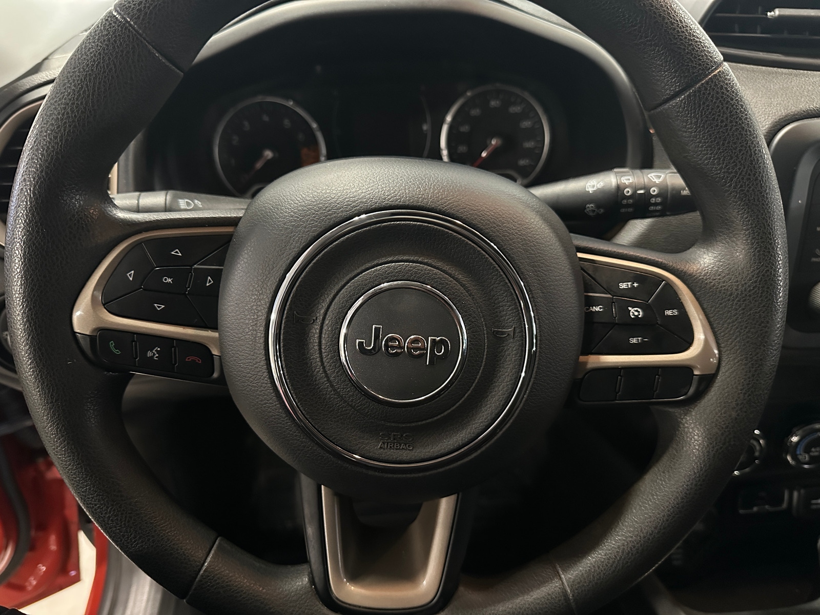 Thumbnail: 2016 Jeep Renegade - 5