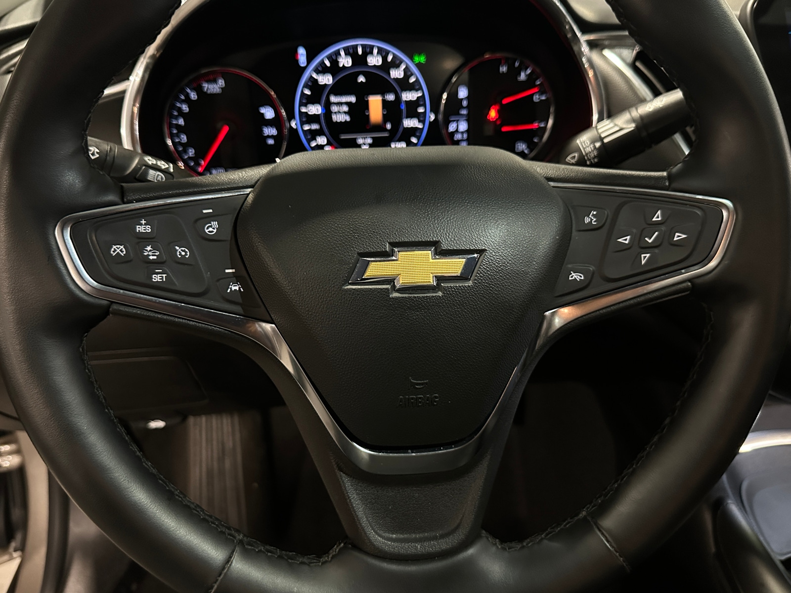 Thumbnail: 2024 Chevrolet Malibu - 4