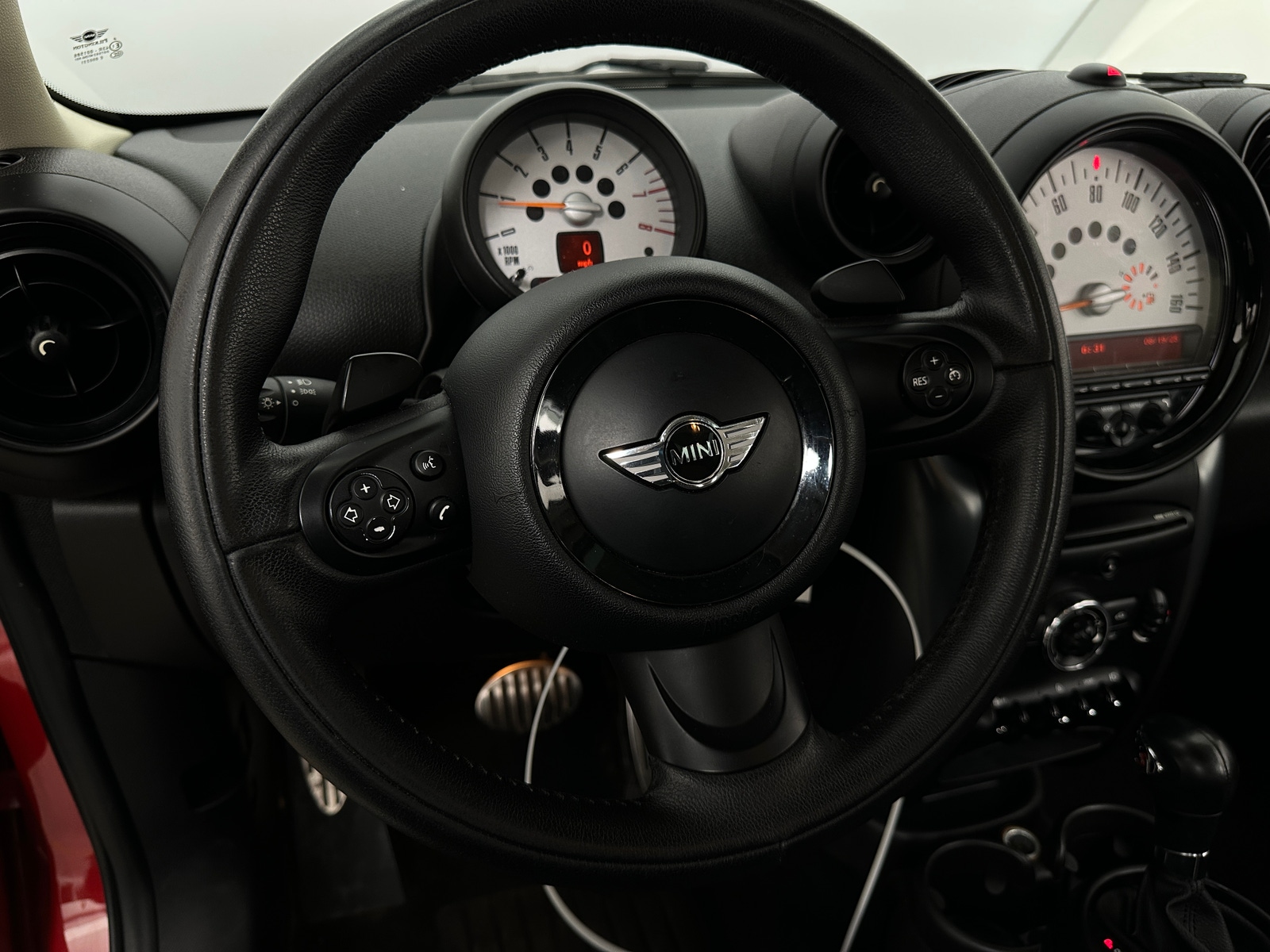 Thumbnail: 2014 MINI Cooper Countryman - 3