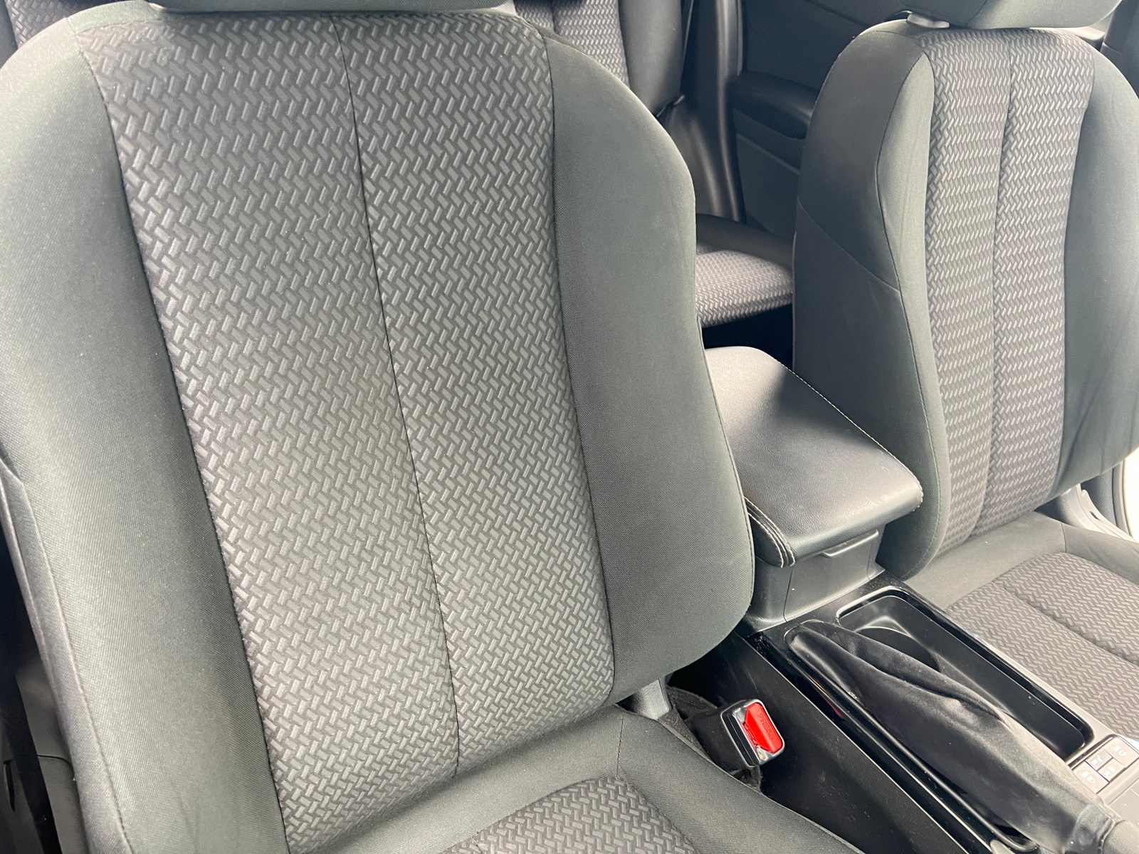 Thumbnail: 2018 Mitsubishi Eclipse Cross - 2