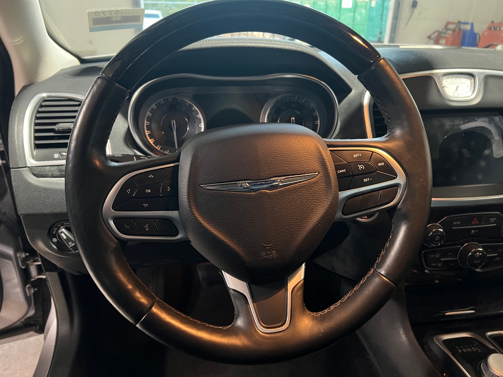 Thumbnail: 2018 Chrysler 300 - 4