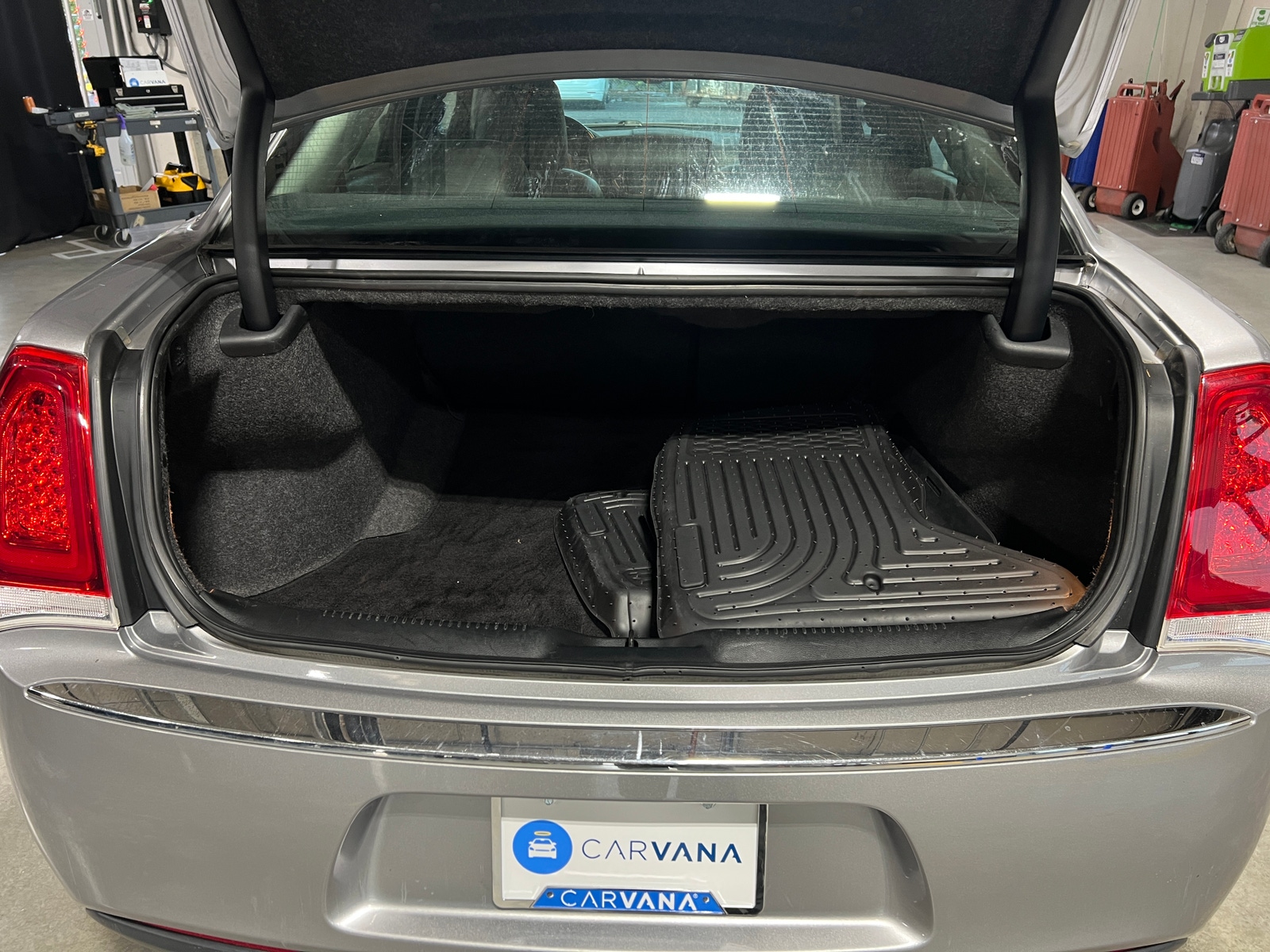 Thumbnail: 2018 Chrysler 300 - 6