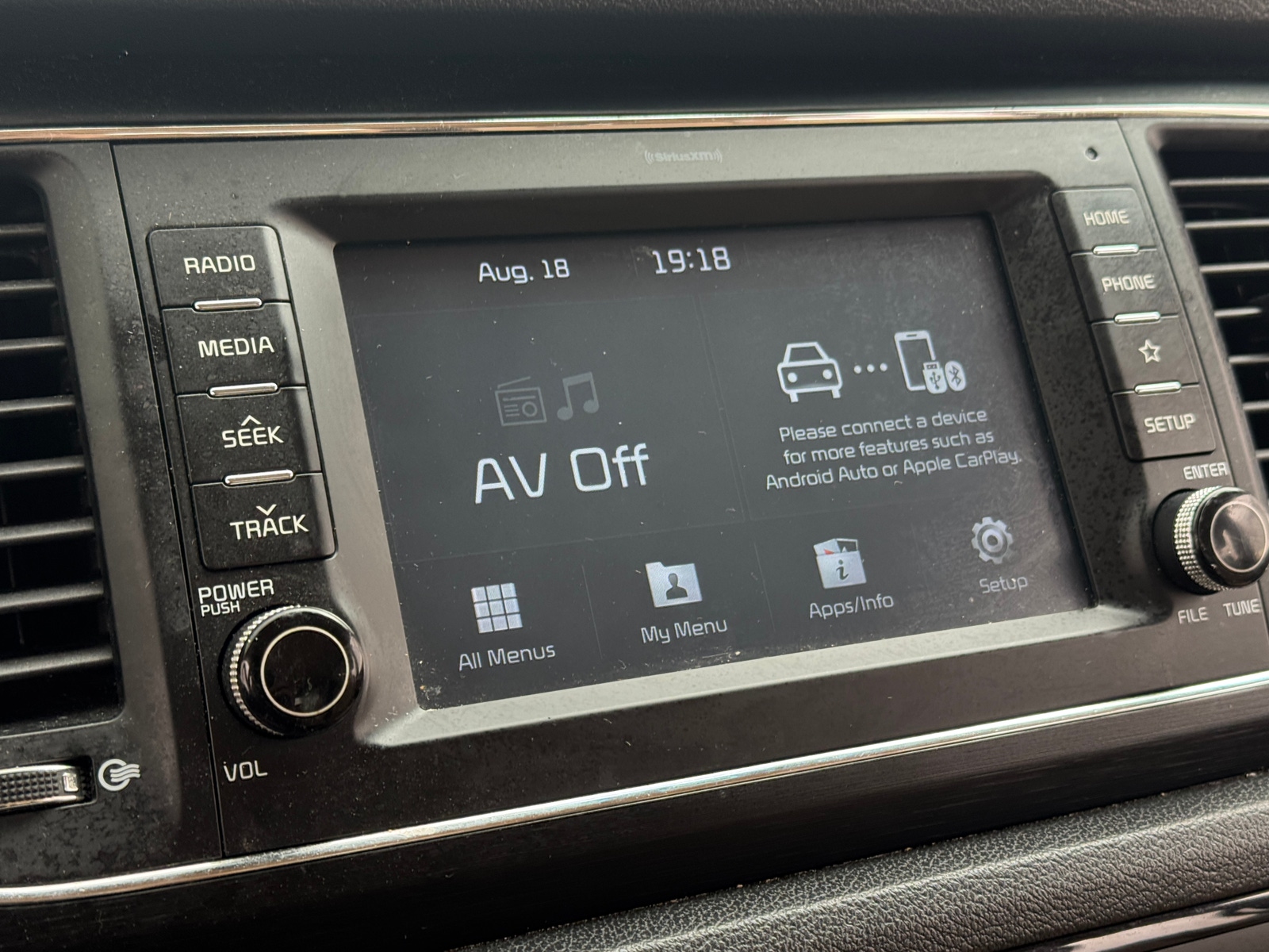 Thumbnail: 2019 Kia Sedona - 3