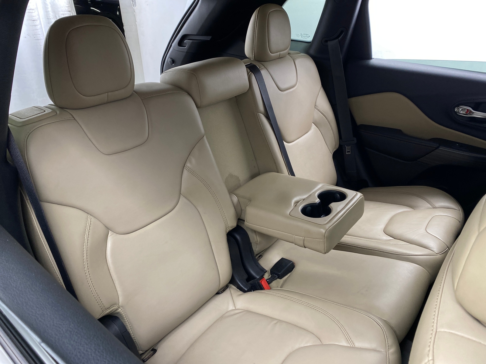 Thumbnail: 2015 Jeep Cherokee - 5